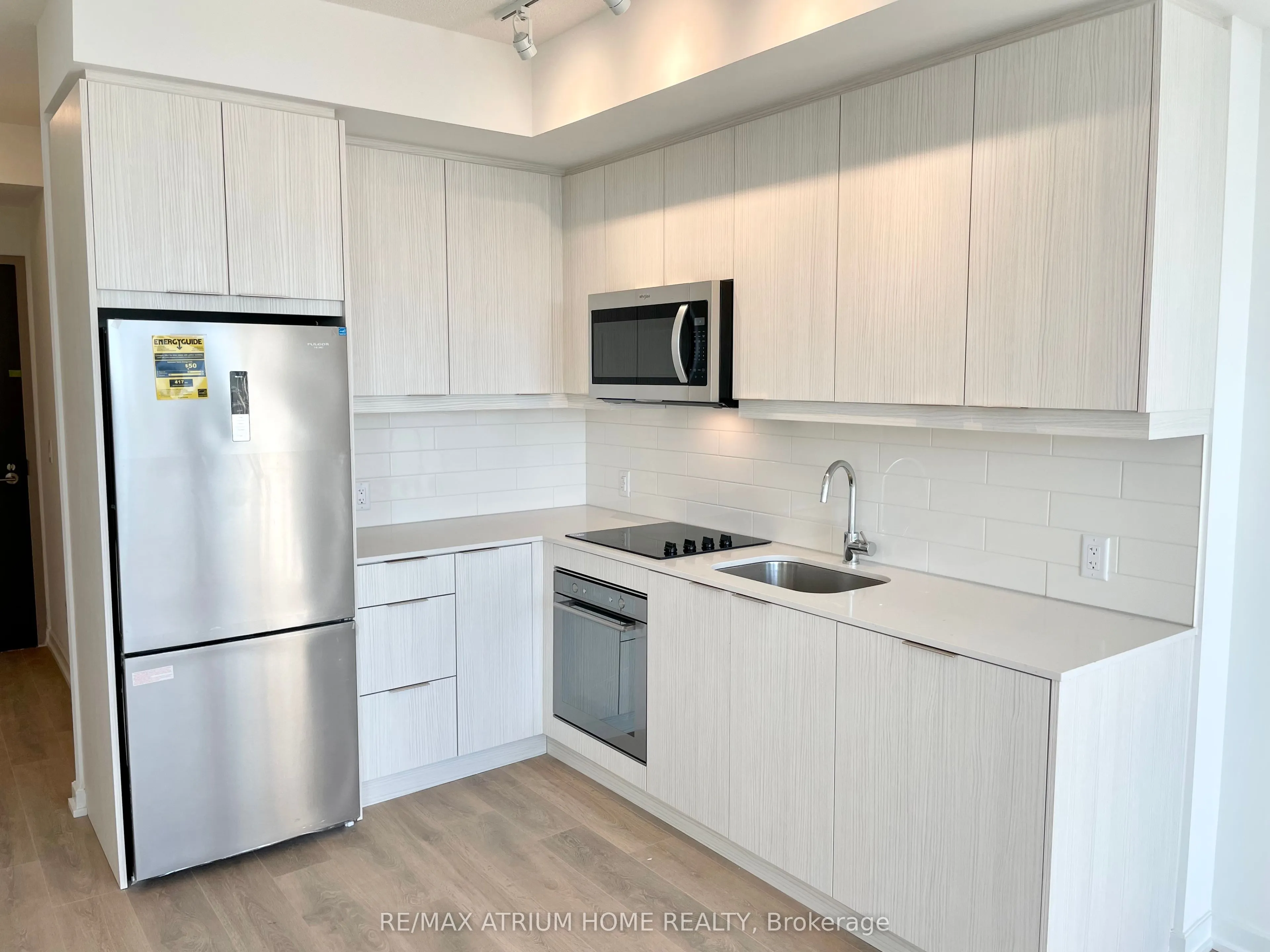 32 Forest Manor Road #1907