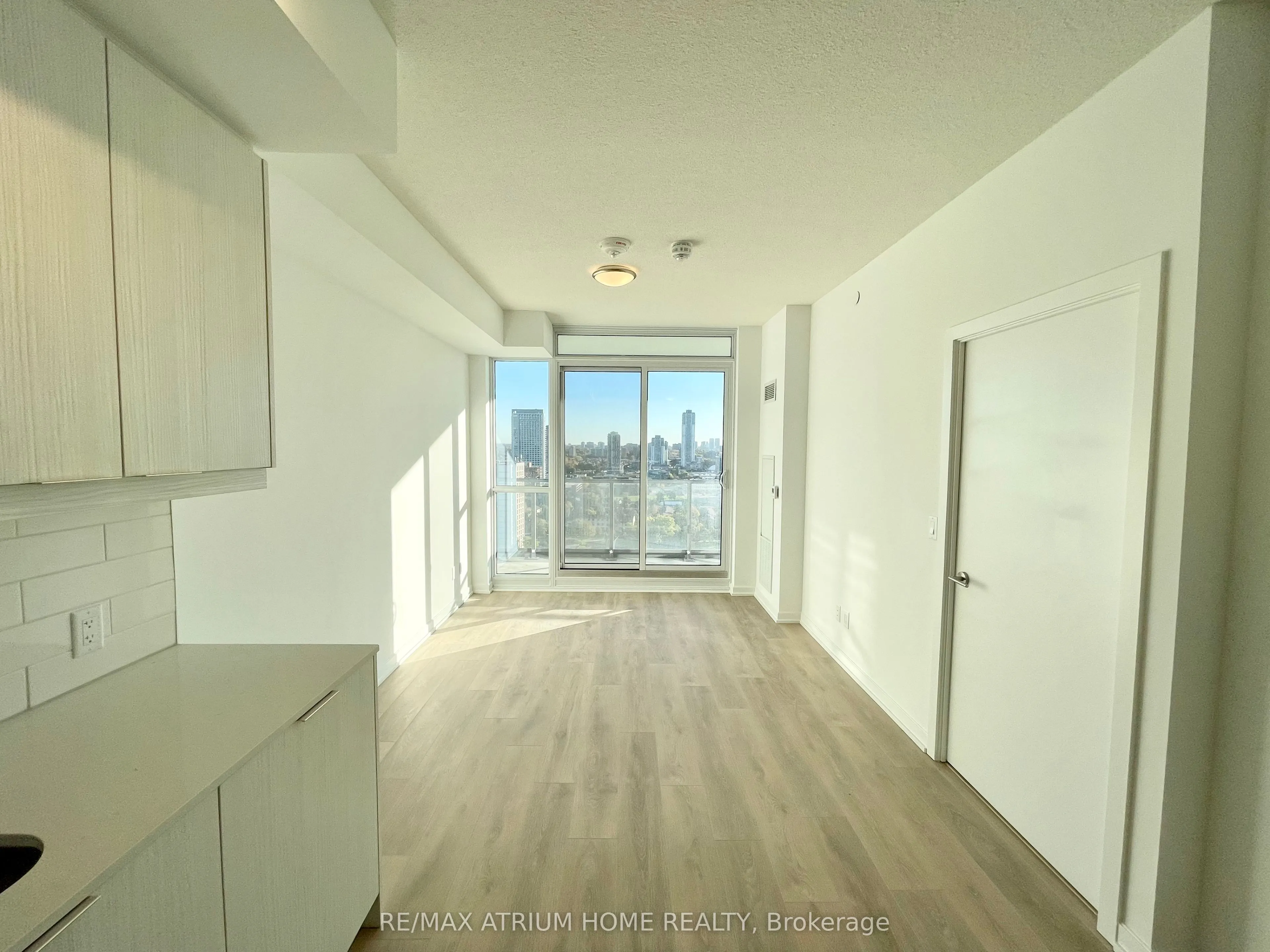 32 Forest Manor Road #1907
