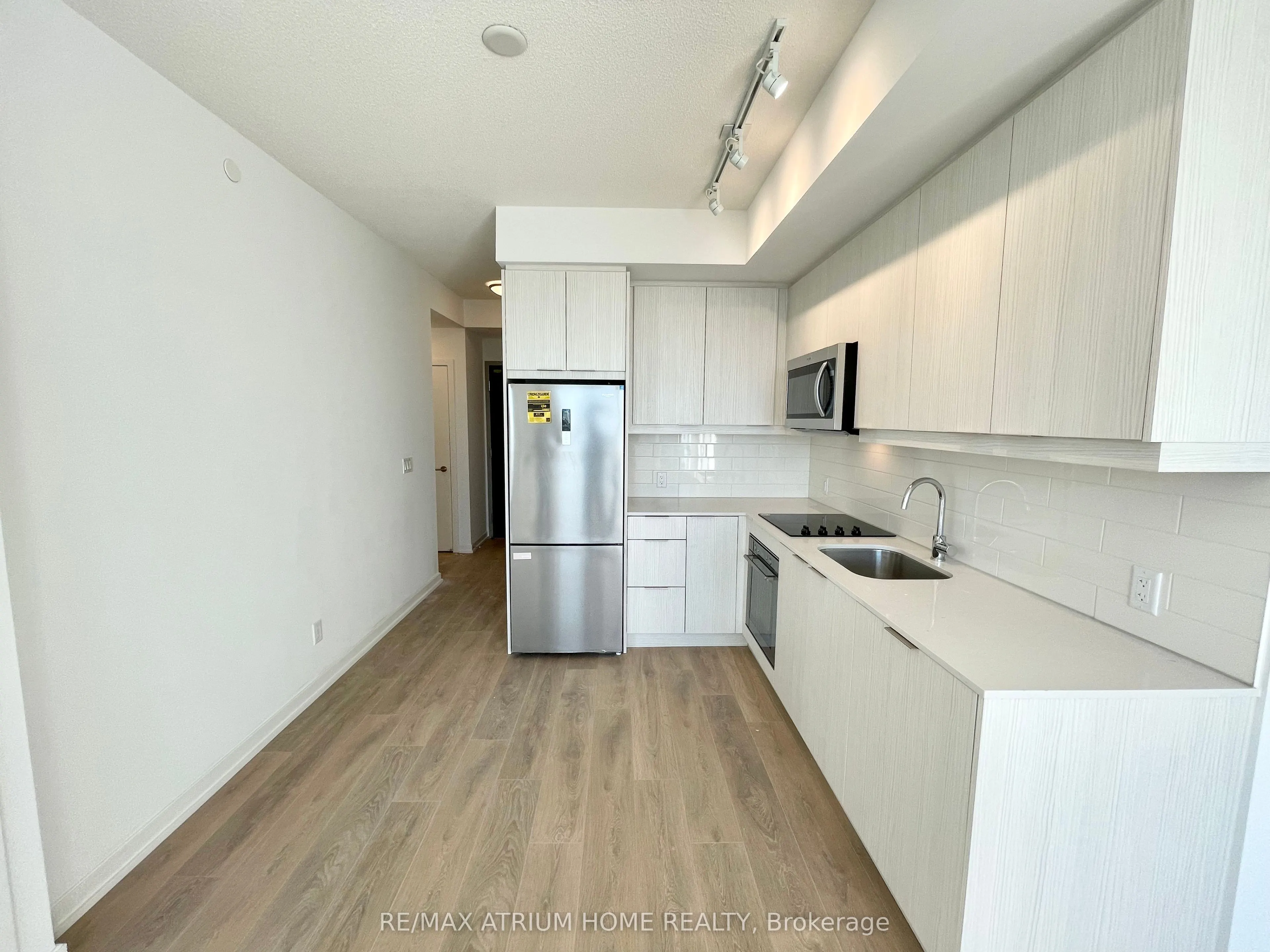 32 Forest Manor Road #1907
