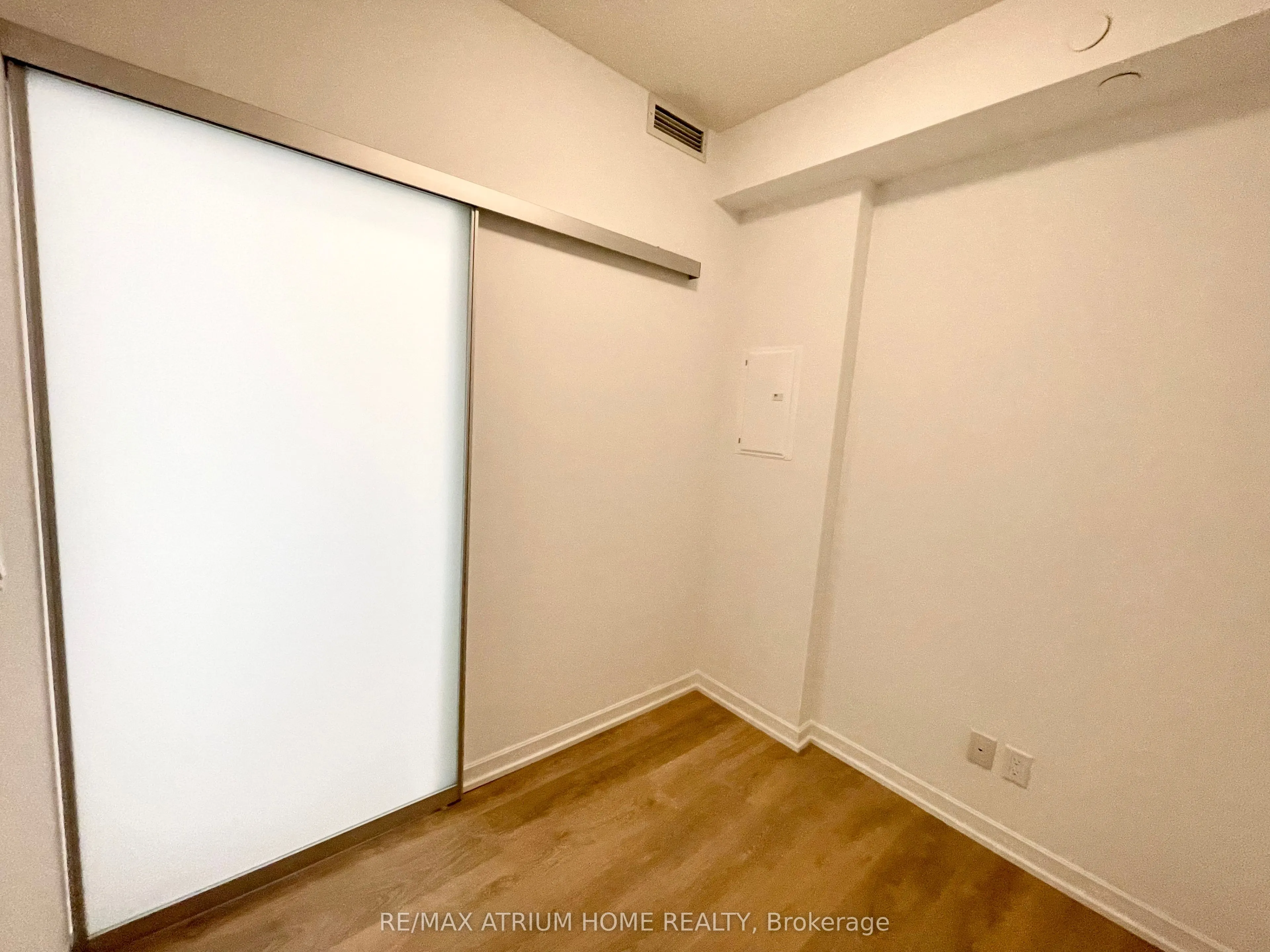 32 Forest Manor Road #1907