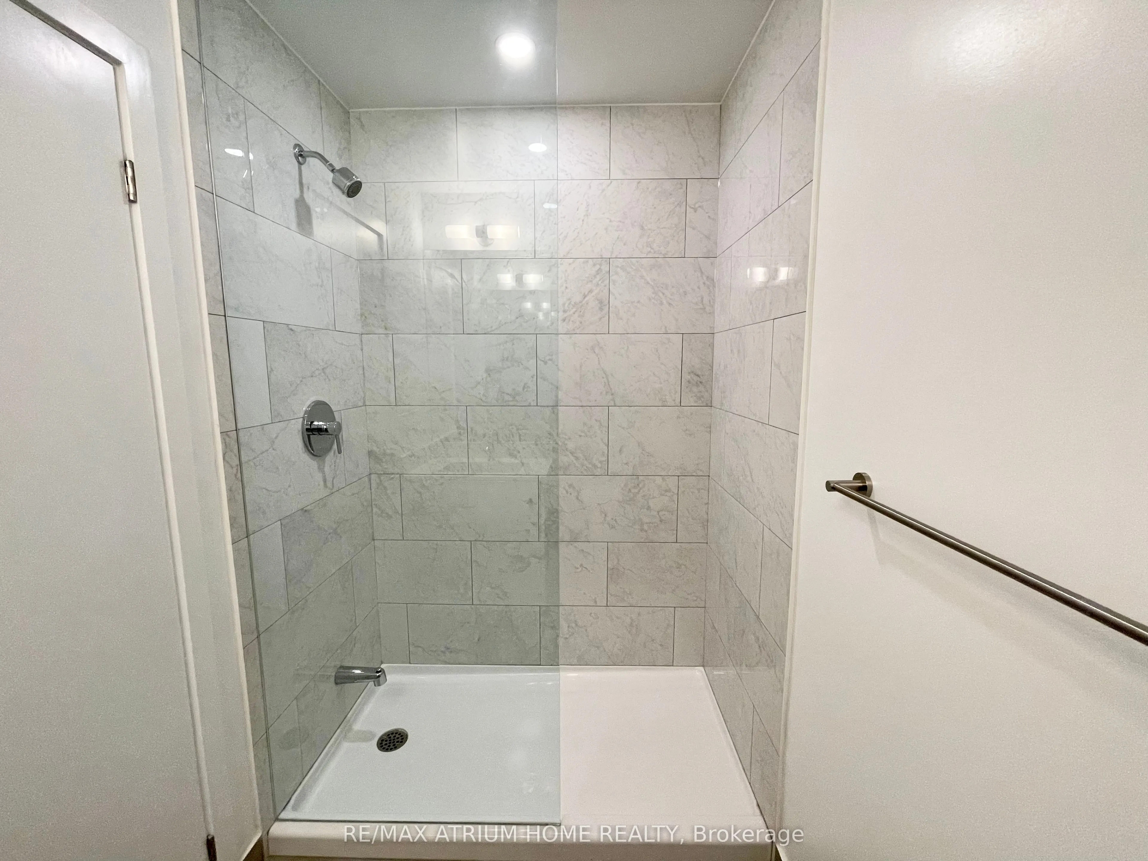 32 Forest Manor Road #1907