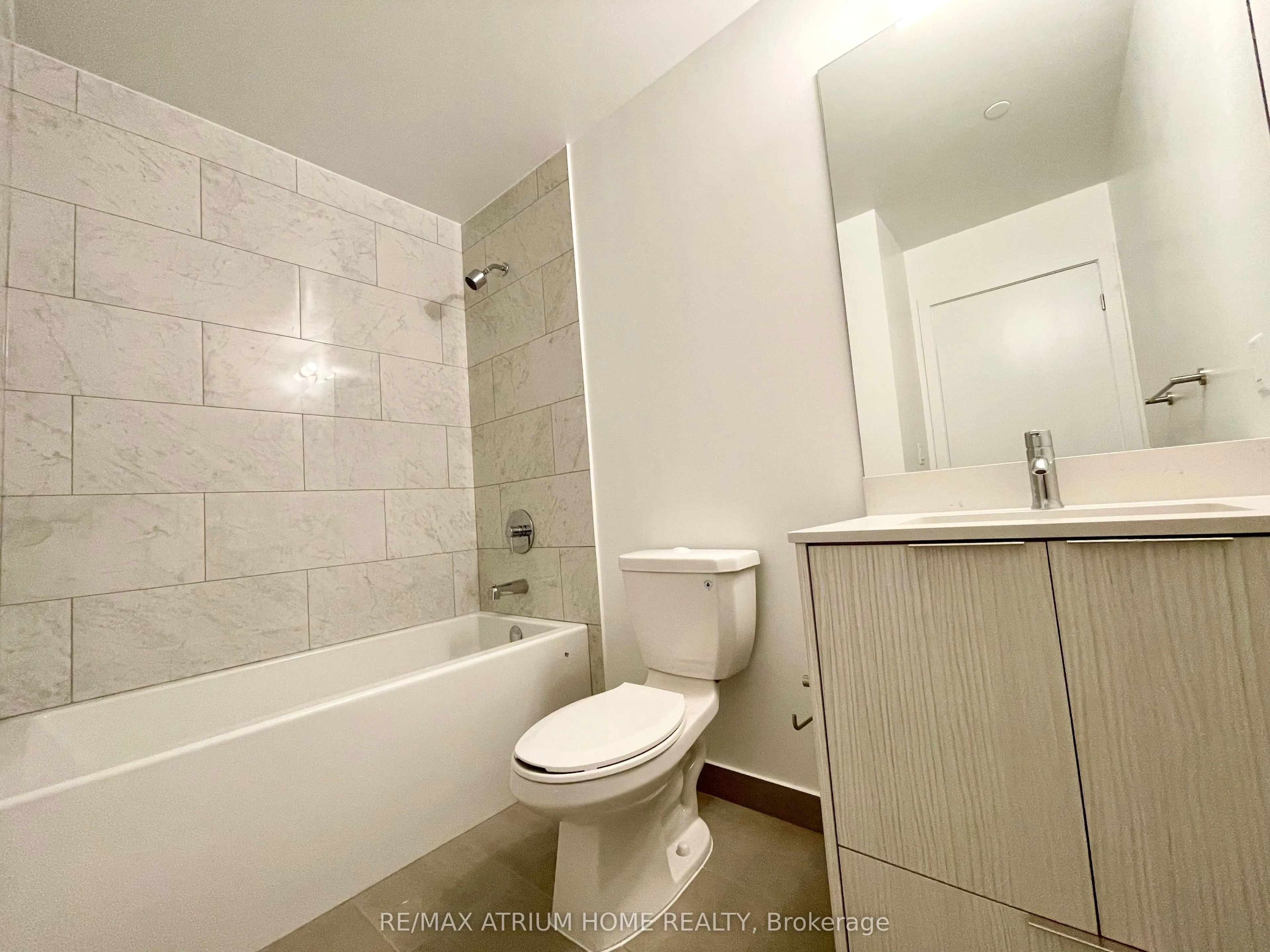 32 Forest Manor Road #1907