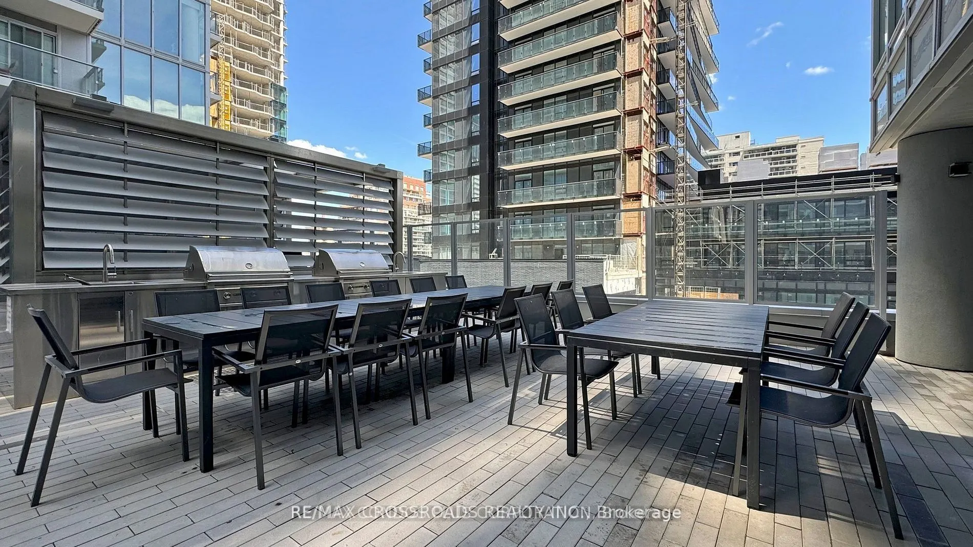 195 Redpath Avenue #2301