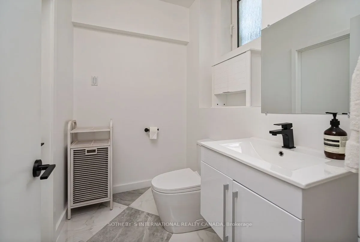 16 Legato Court
