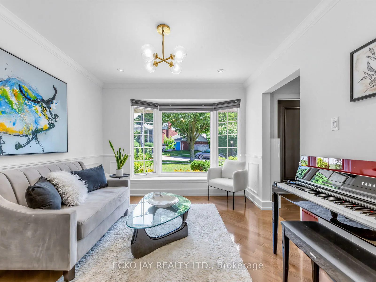 22 Meadowglade Crescent