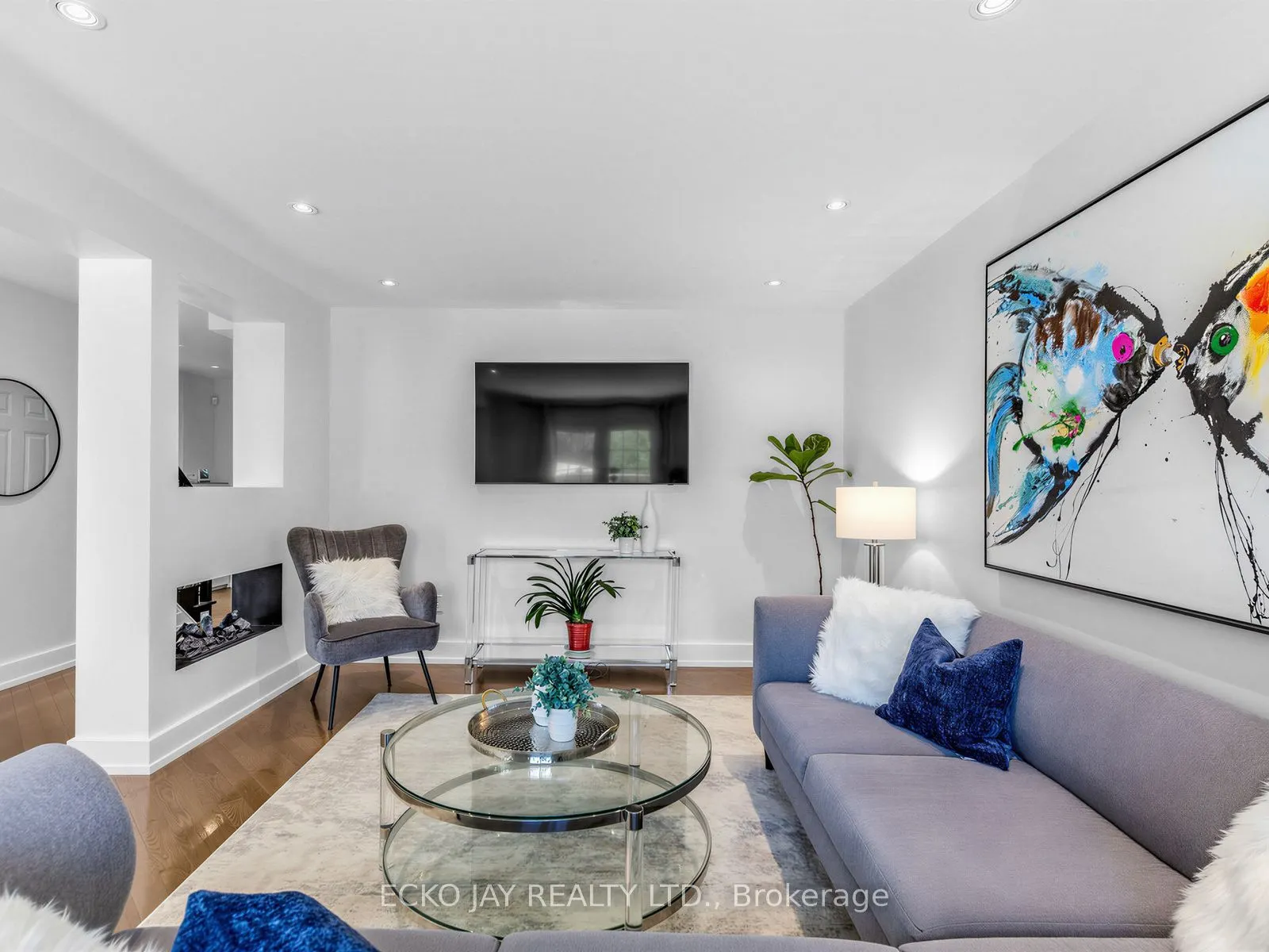 22 Meadowglade Crescent