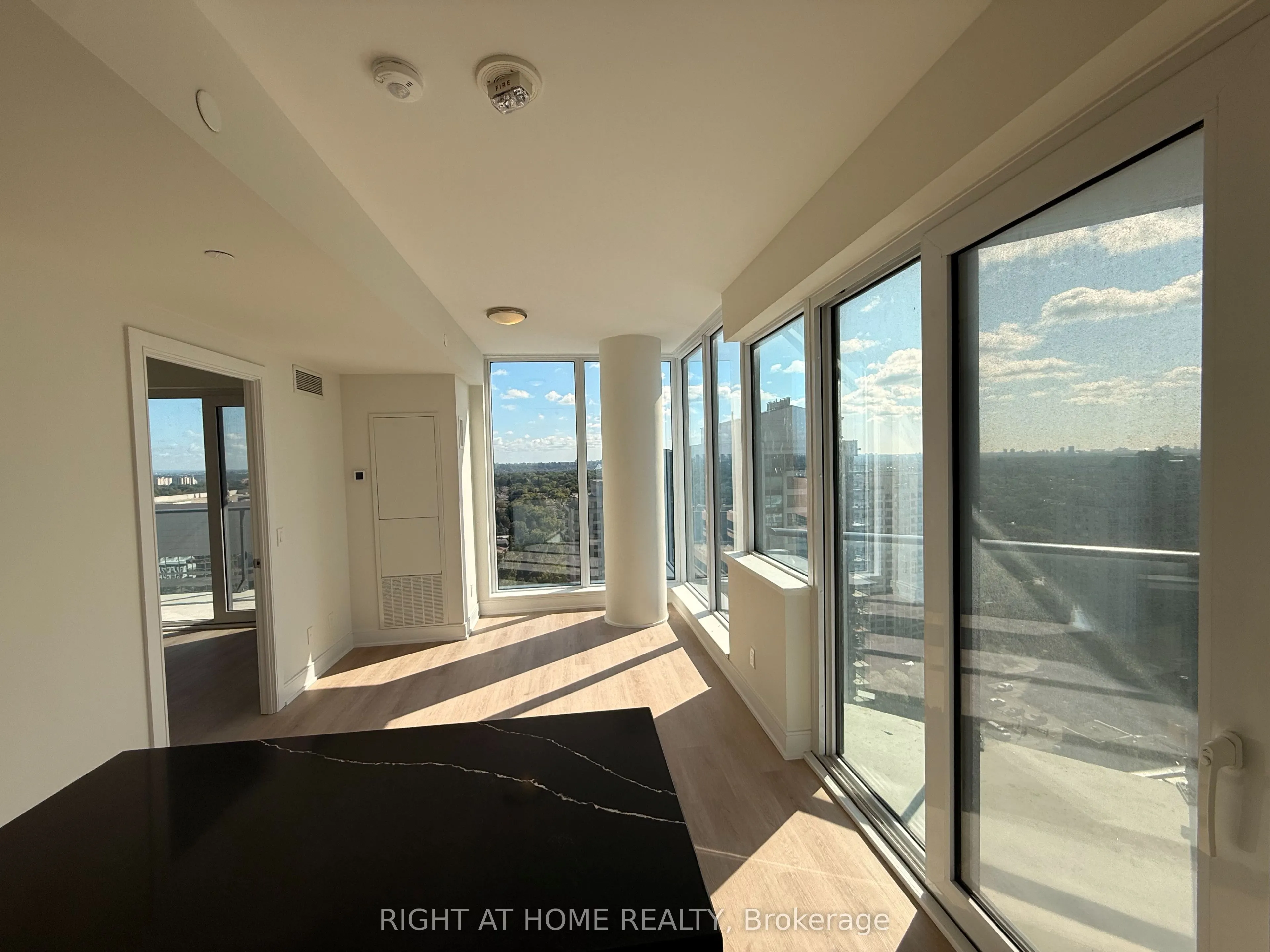 15 Ellerslie Avenue #2202