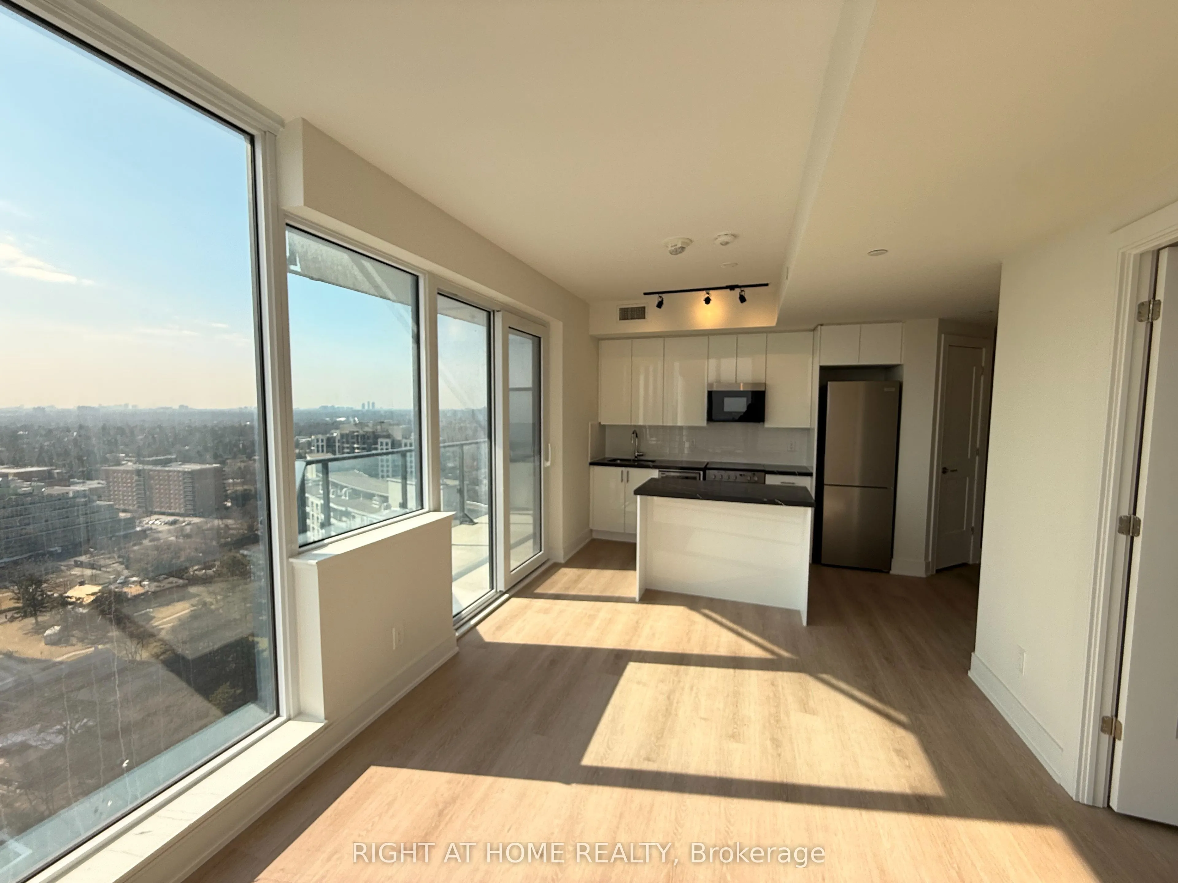 15 Ellerslie Avenue #2202