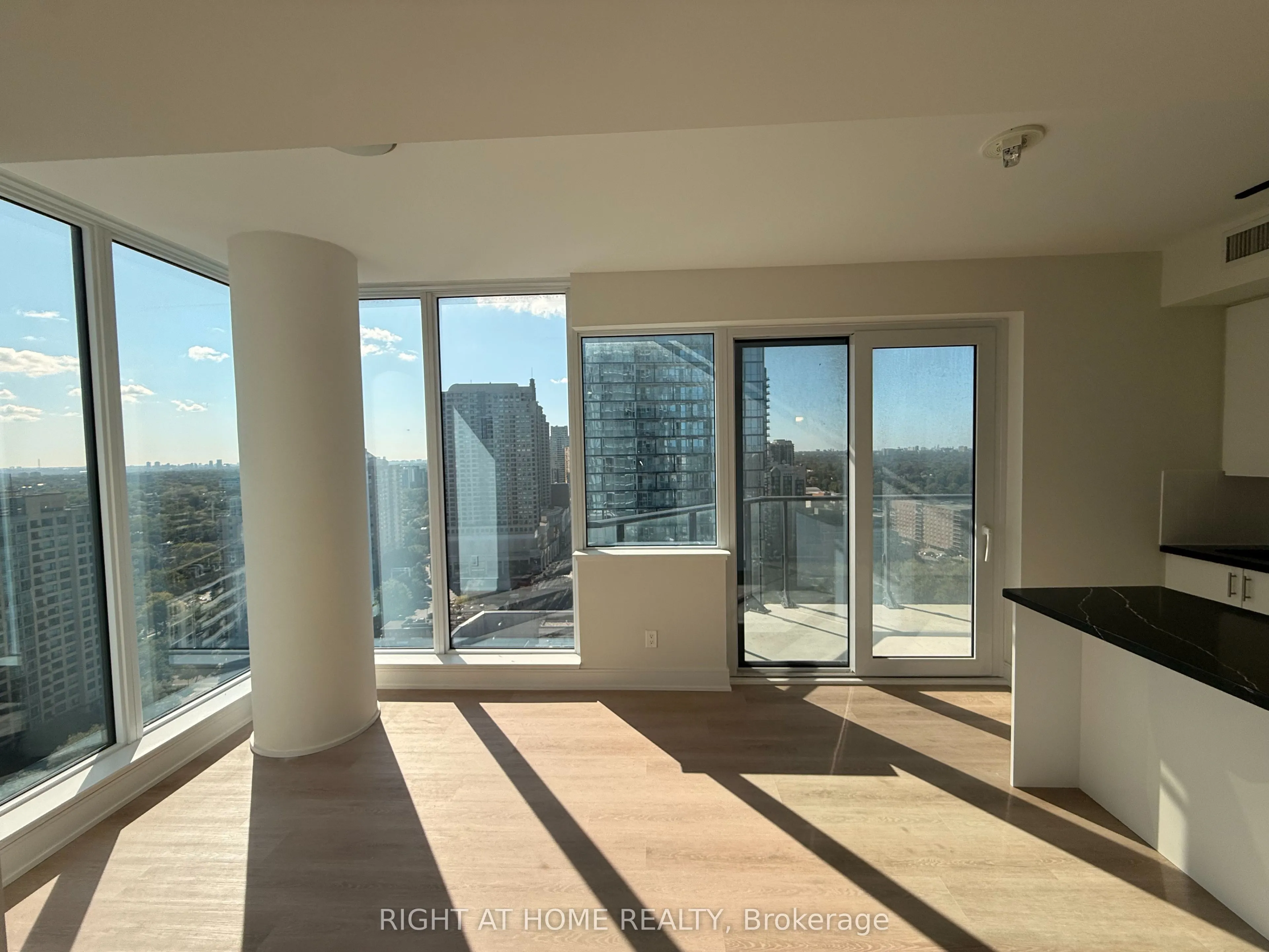 15 Ellerslie Avenue #2202