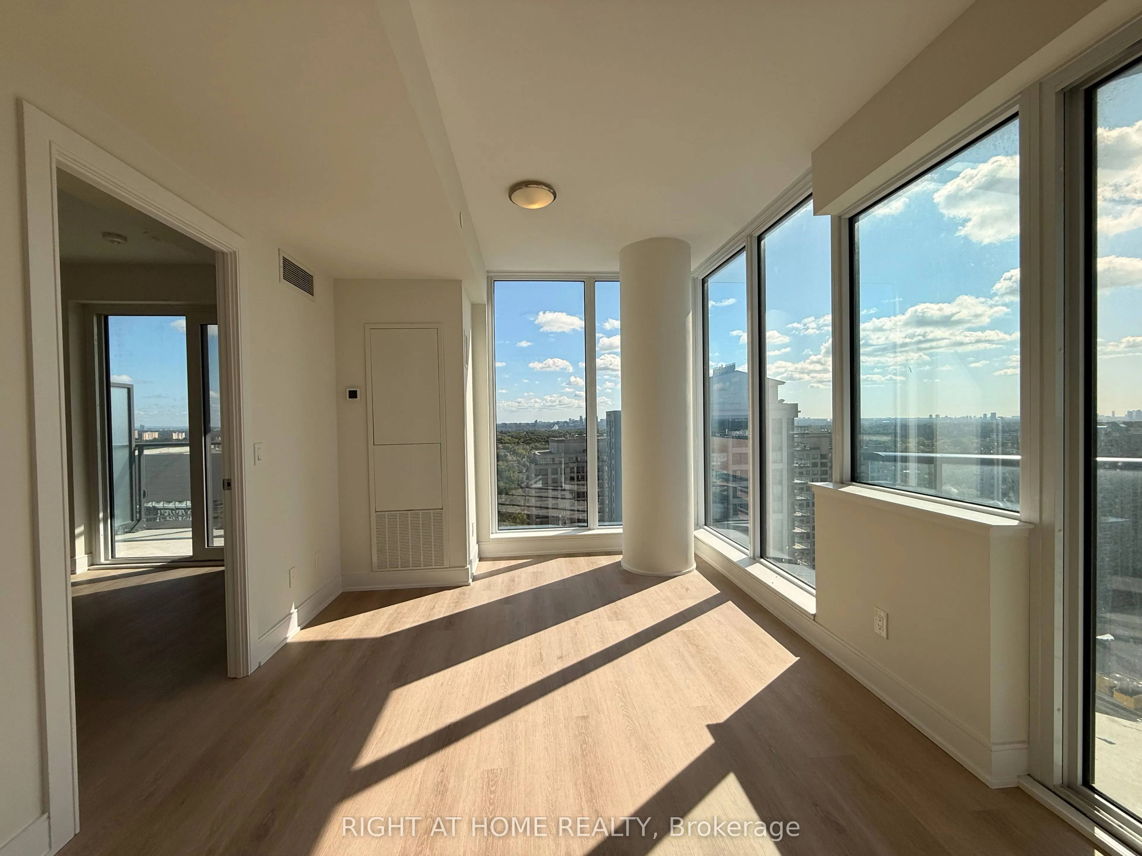 15 Ellerslie Avenue #2202