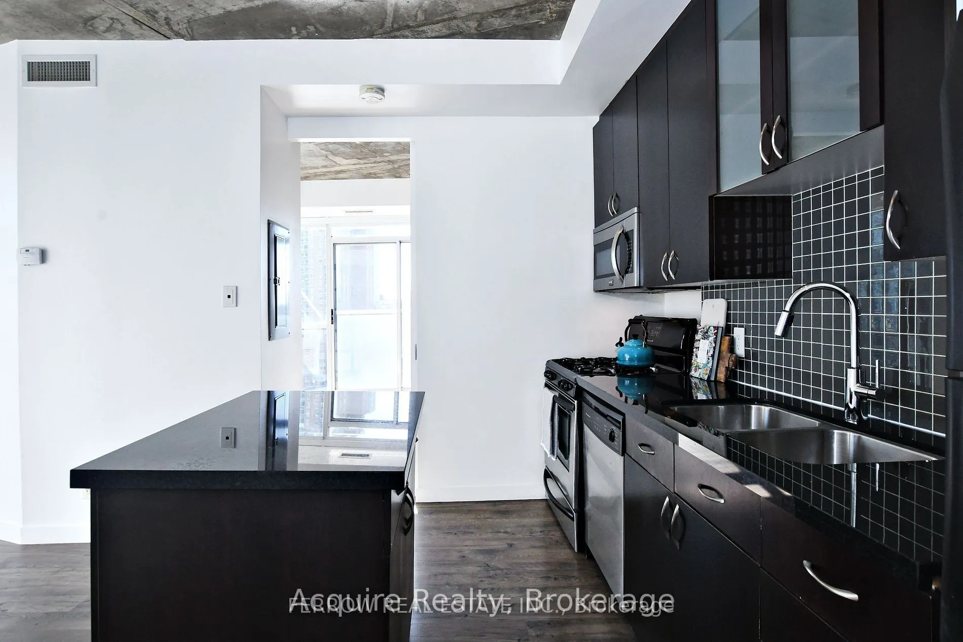 1 Shaw Street #1021