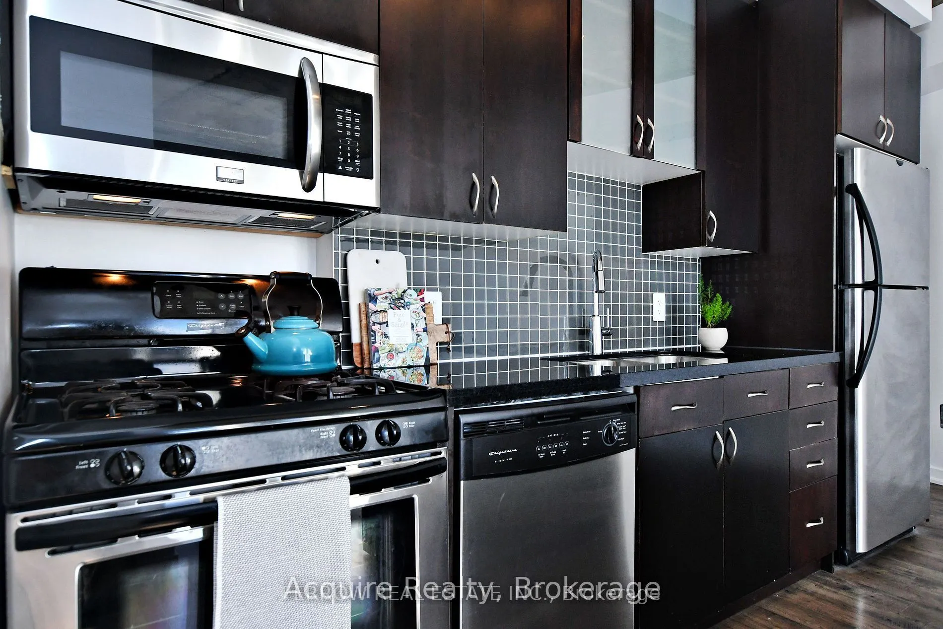 1 Shaw Street #1021
