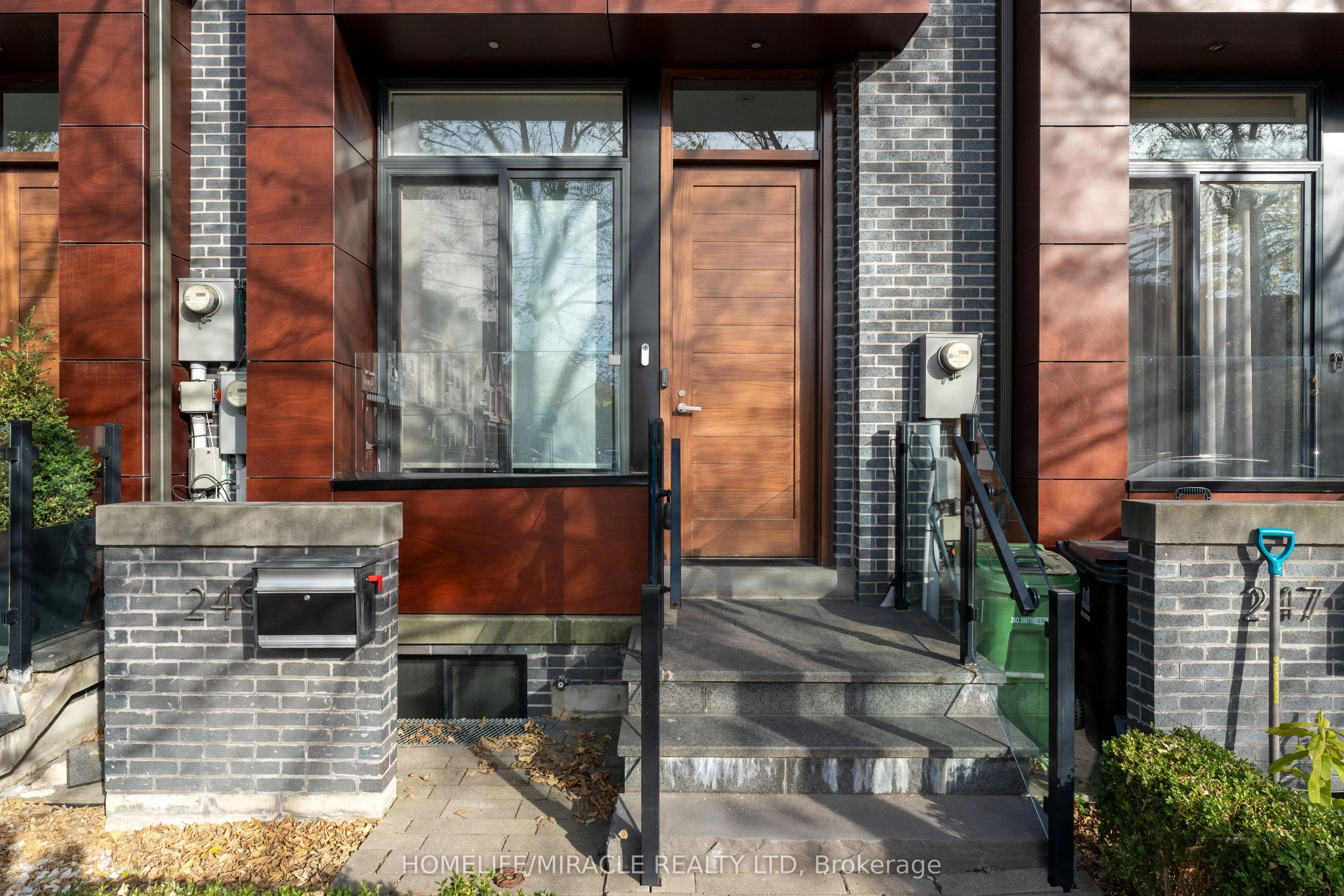 249 Claremont Street