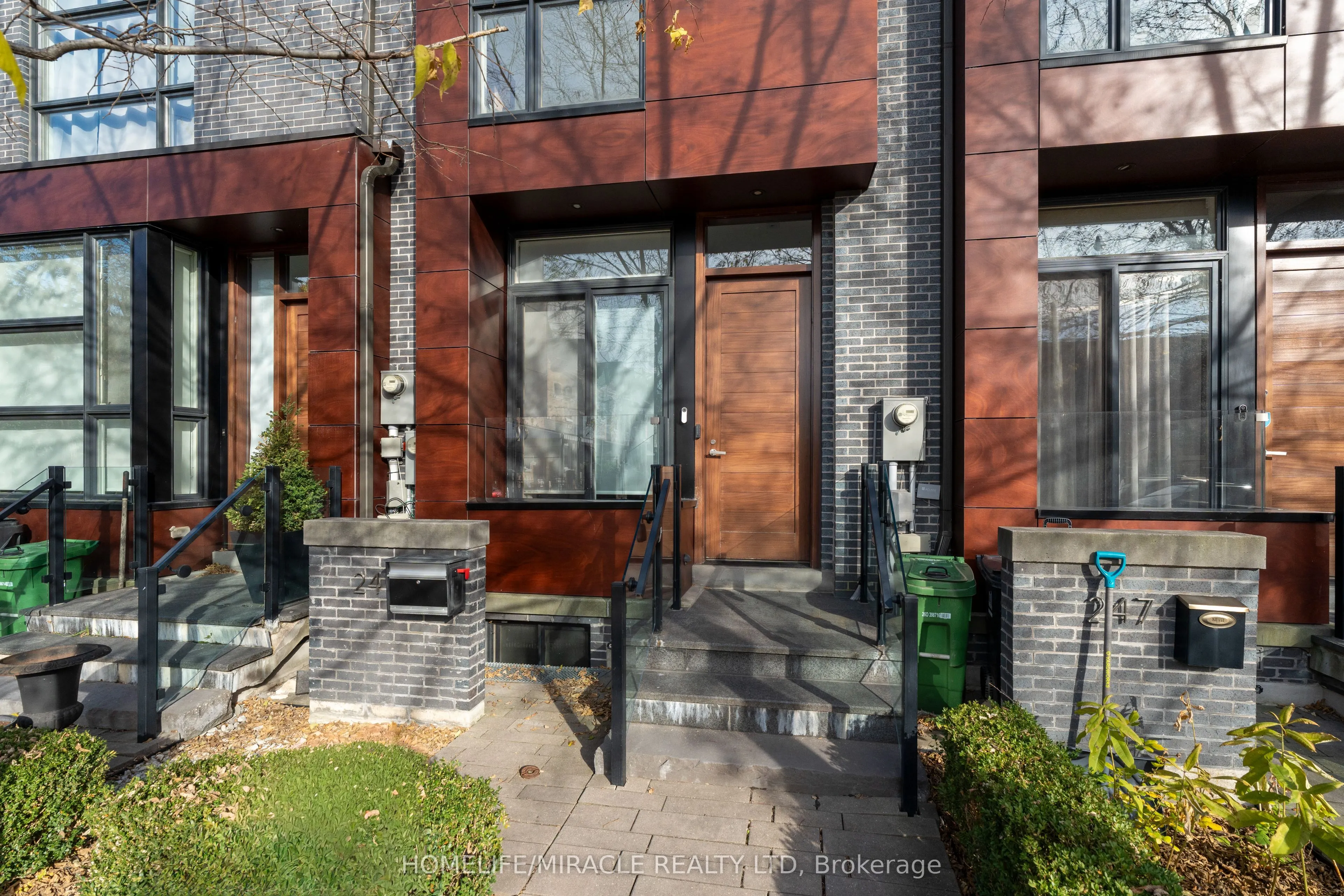 249 Claremont Street