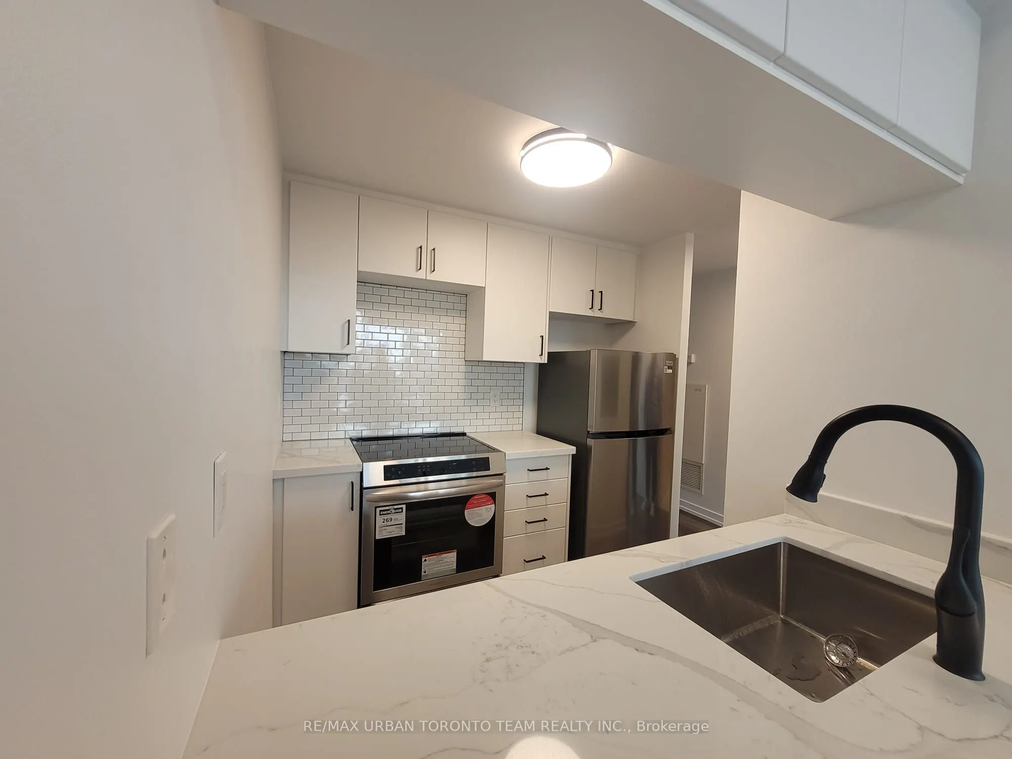 285 Mutual Street #1703