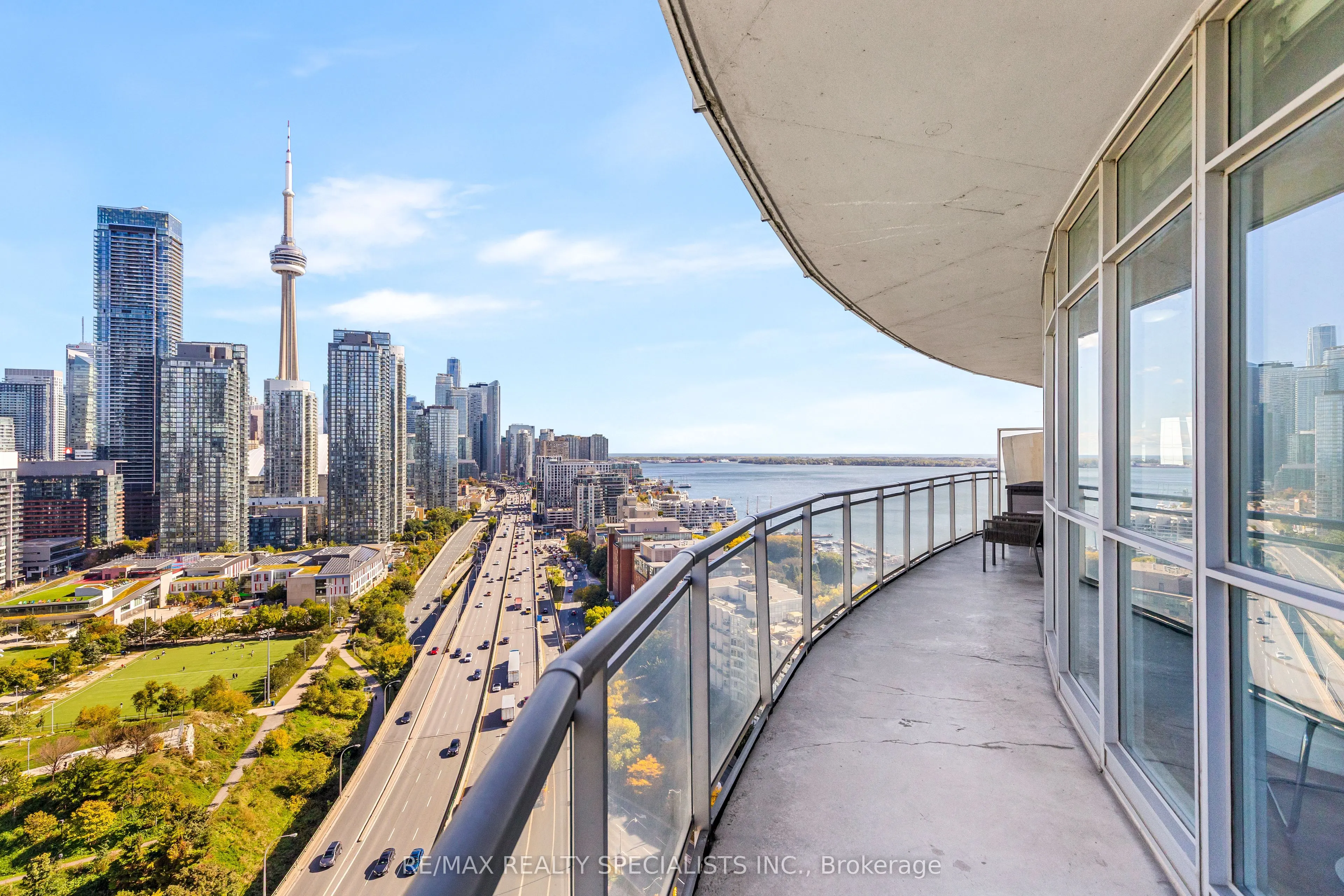38 Dan Leckie Way #2908