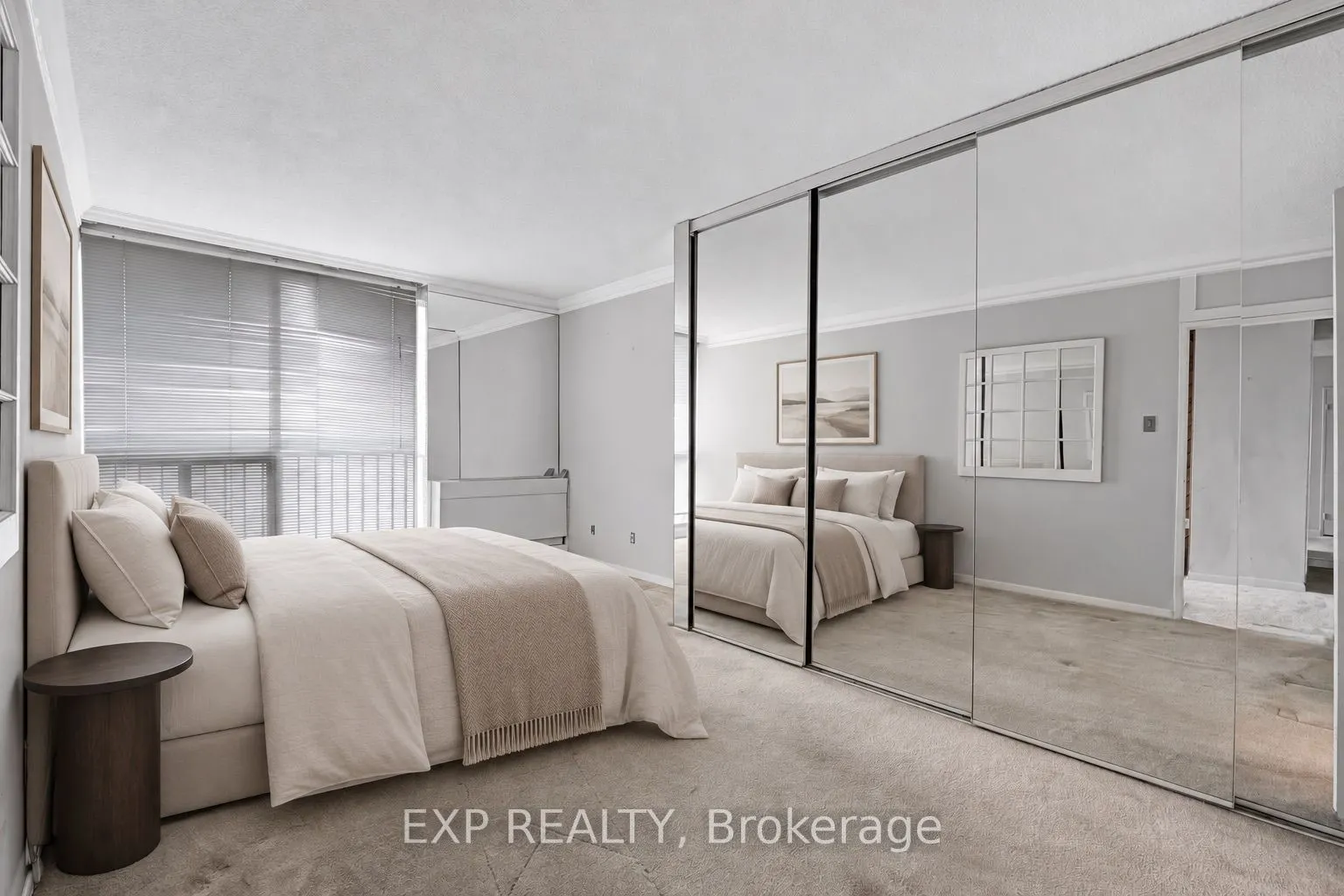 33 Harbour Square #1420