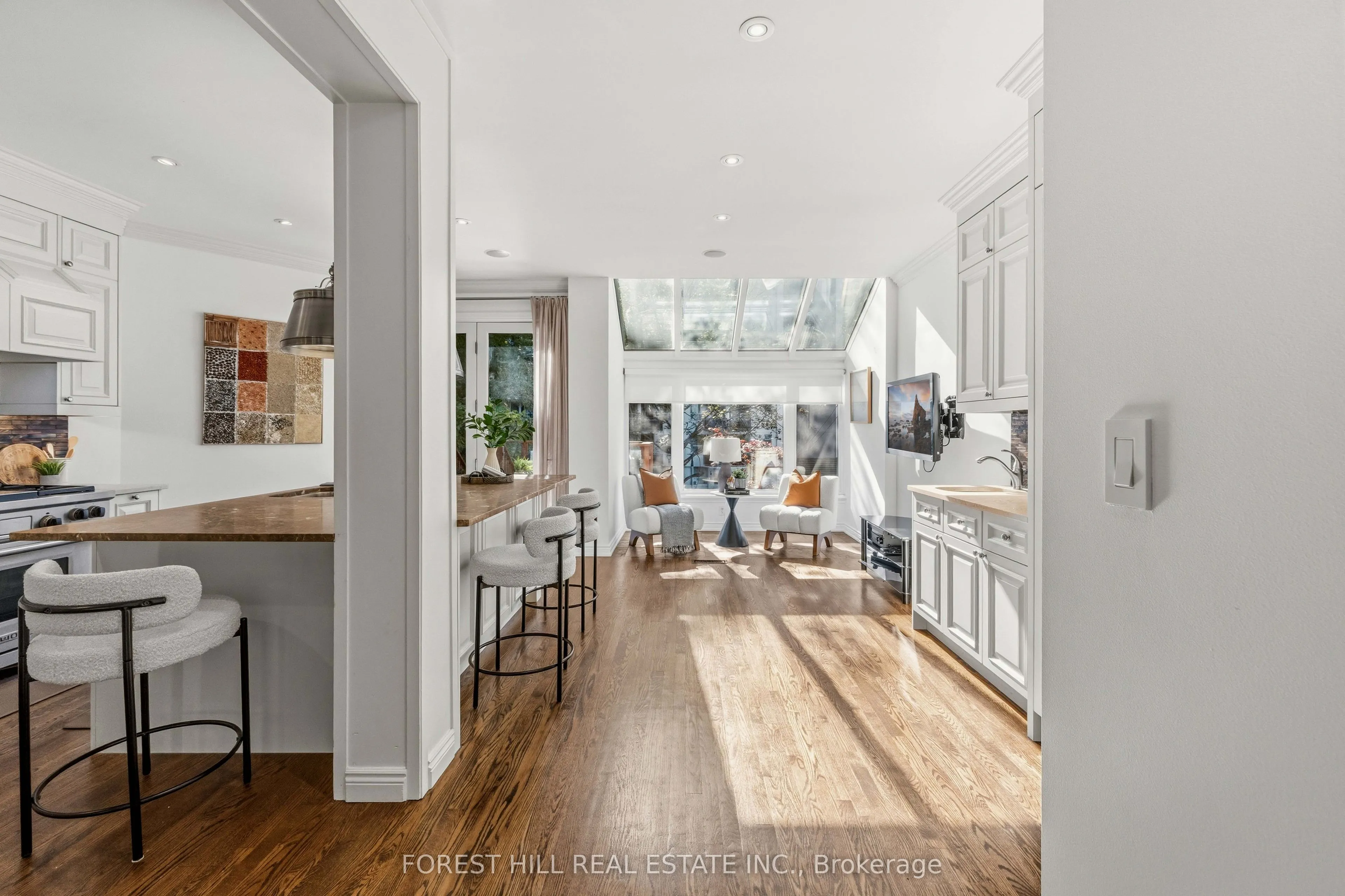 45 Heath Street W