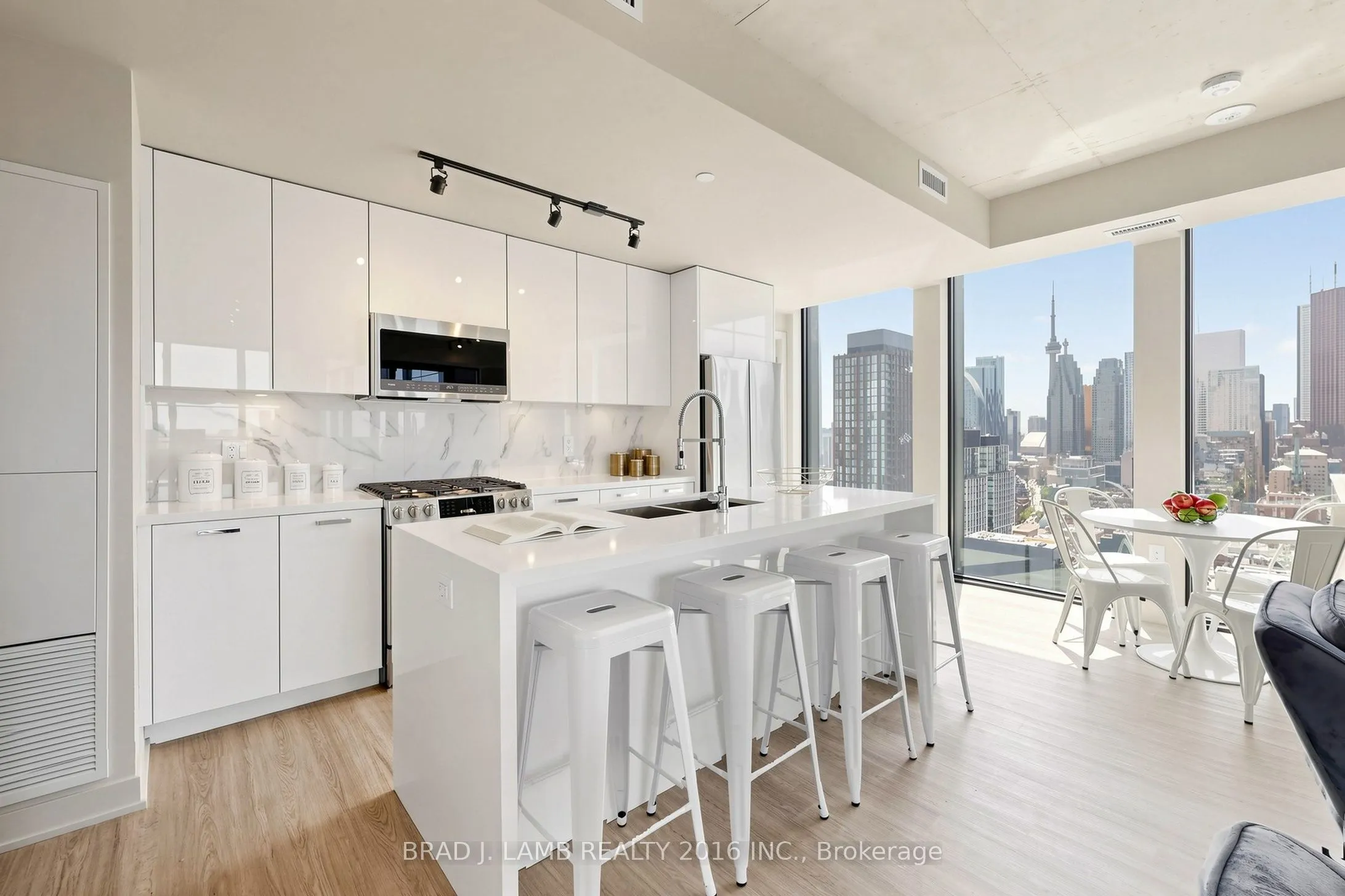 284 King Street E #2903