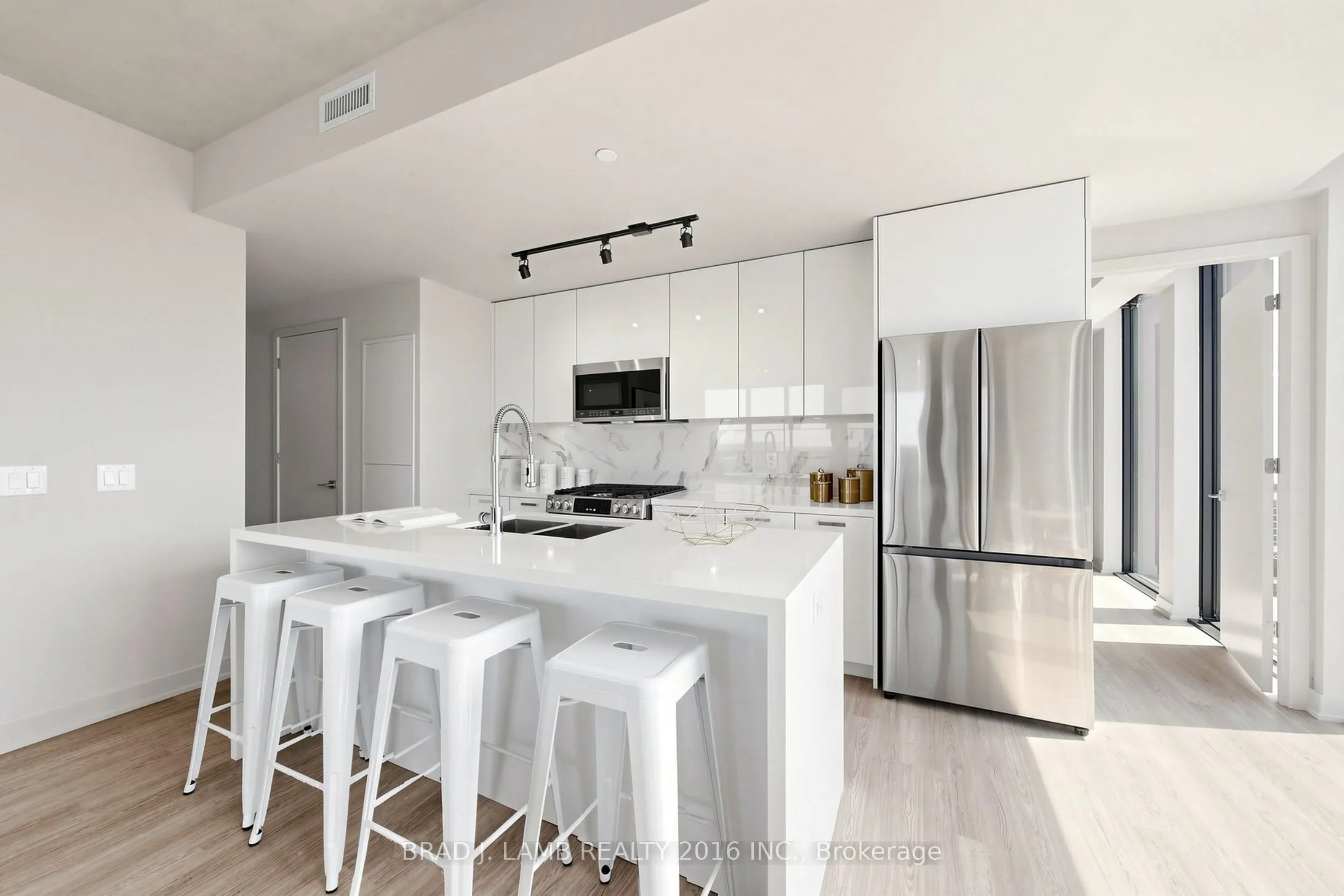 284 King Street E #2903