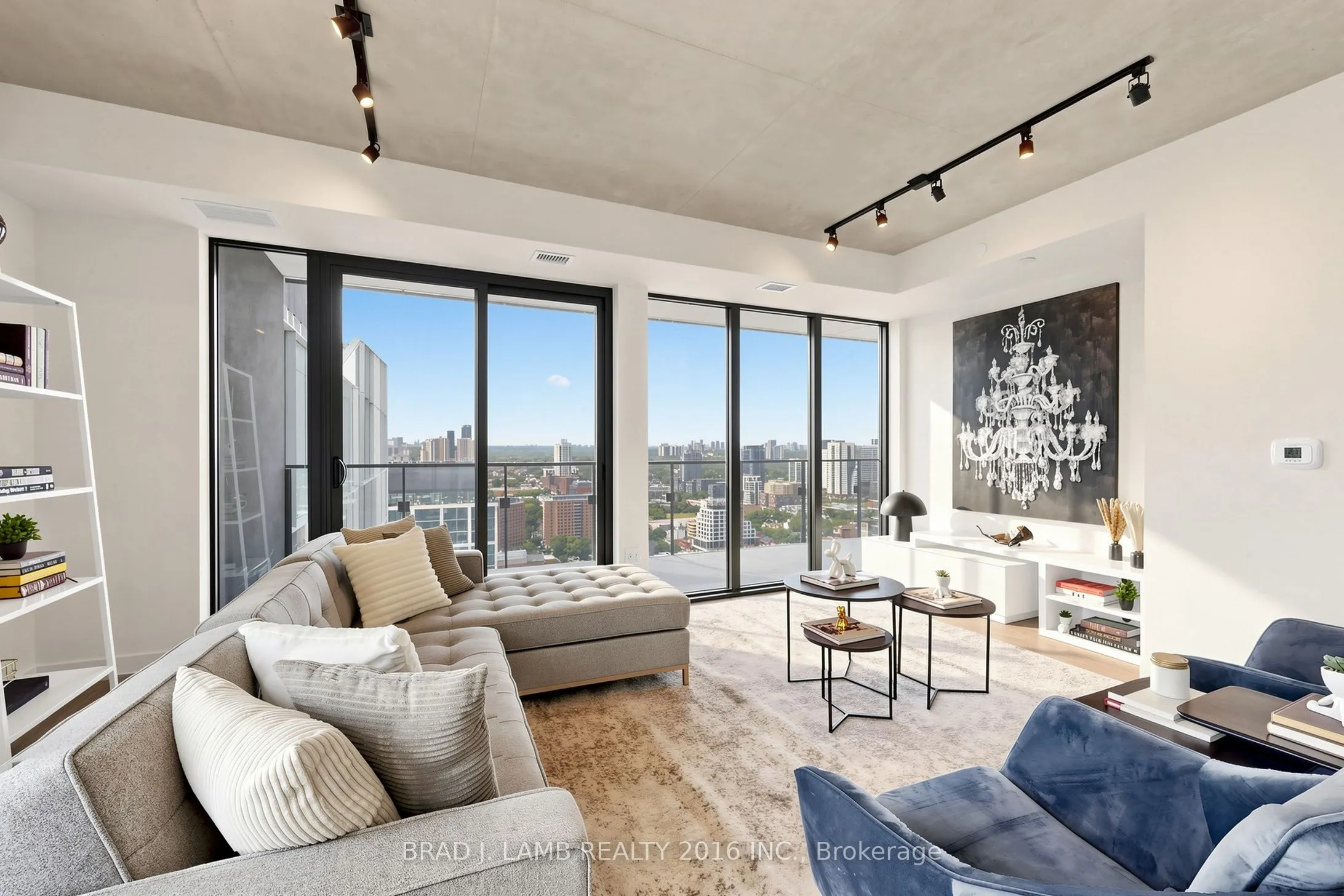 284 King Street E #2903