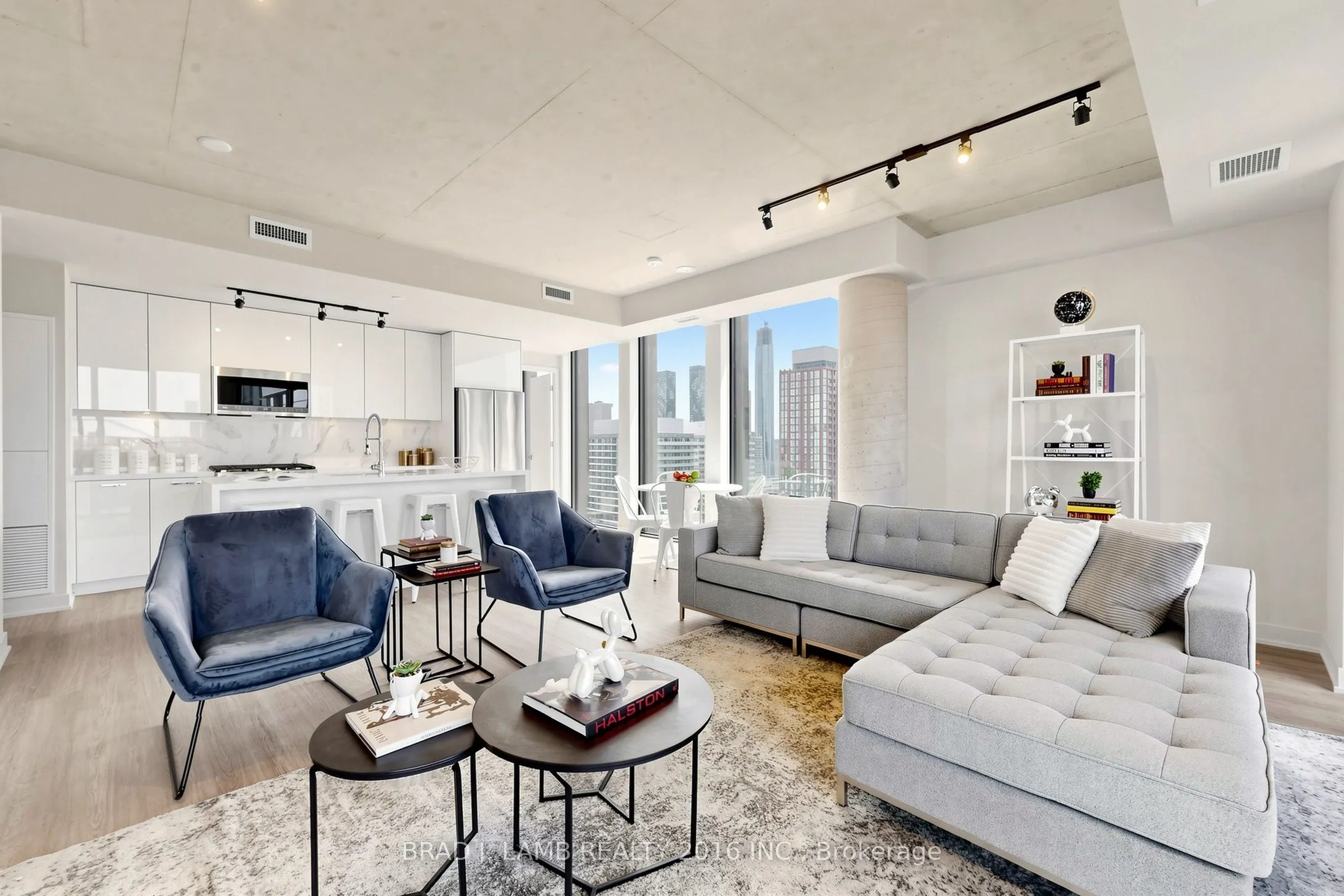 284 King Street E #2903
