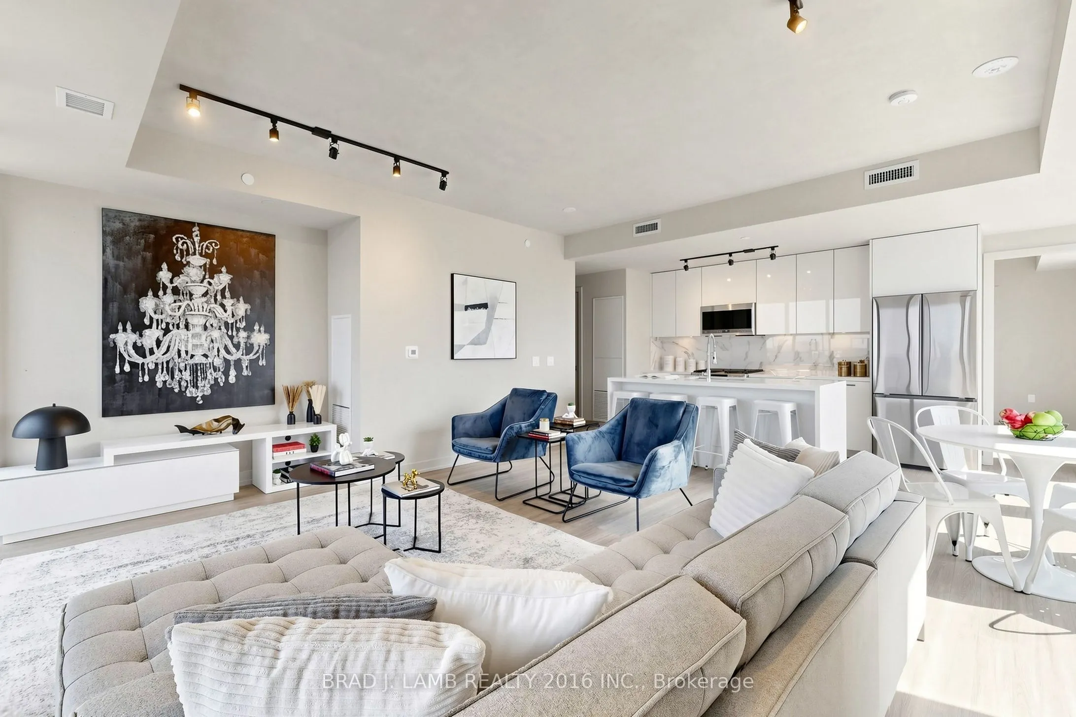 284 King Street E #2903