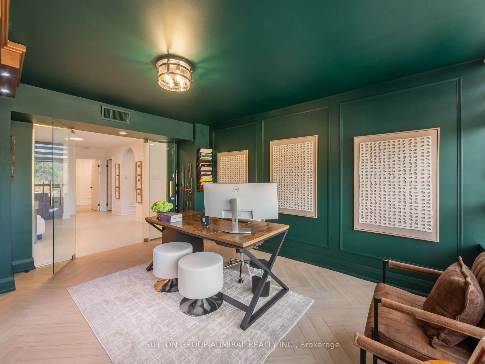 10 Torresdale Avenue #208