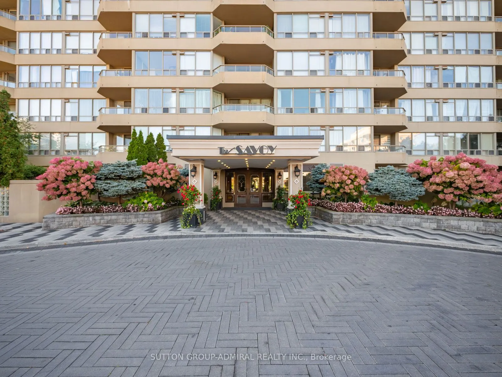 10 Torresdale Avenue #208