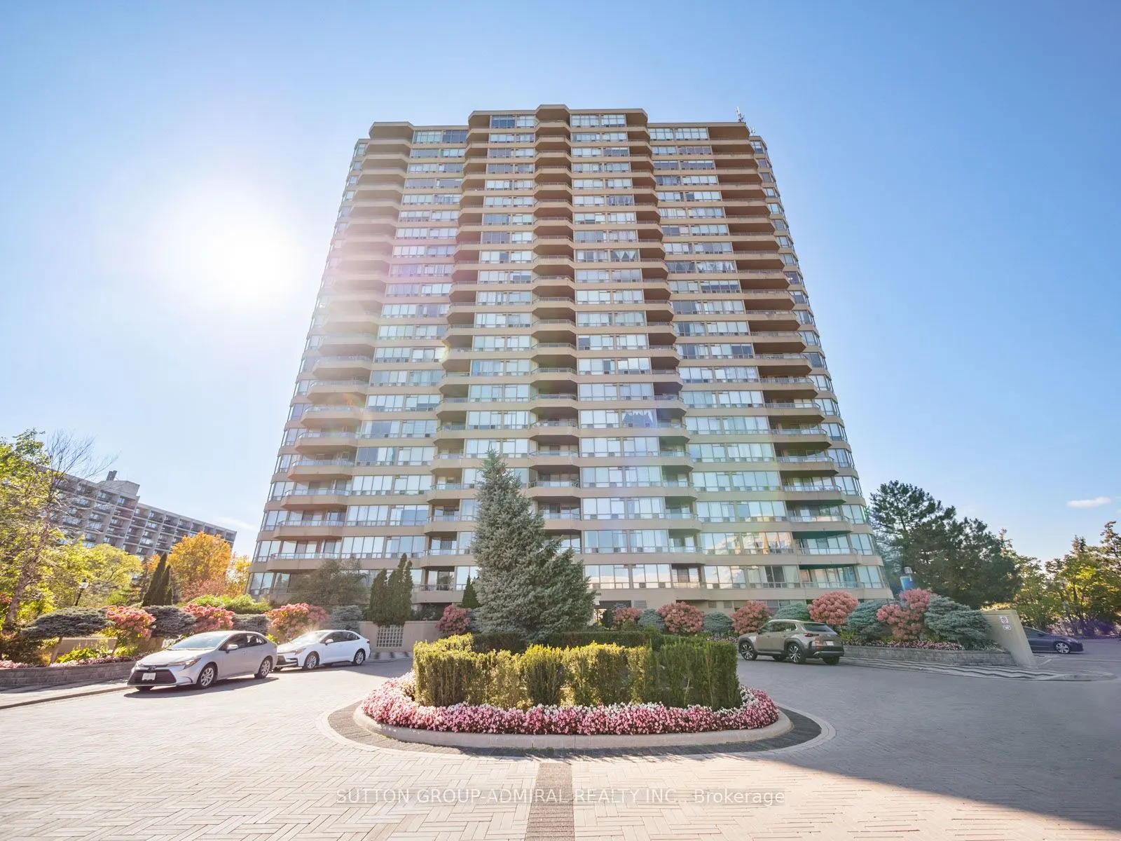 10 Torresdale Avenue #208
