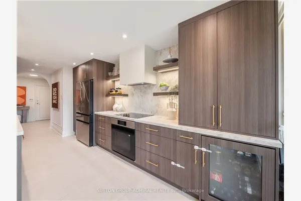10 Torresdale Avenue #208