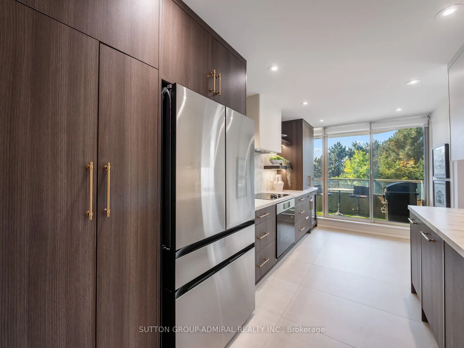 10 Torresdale Avenue #208
