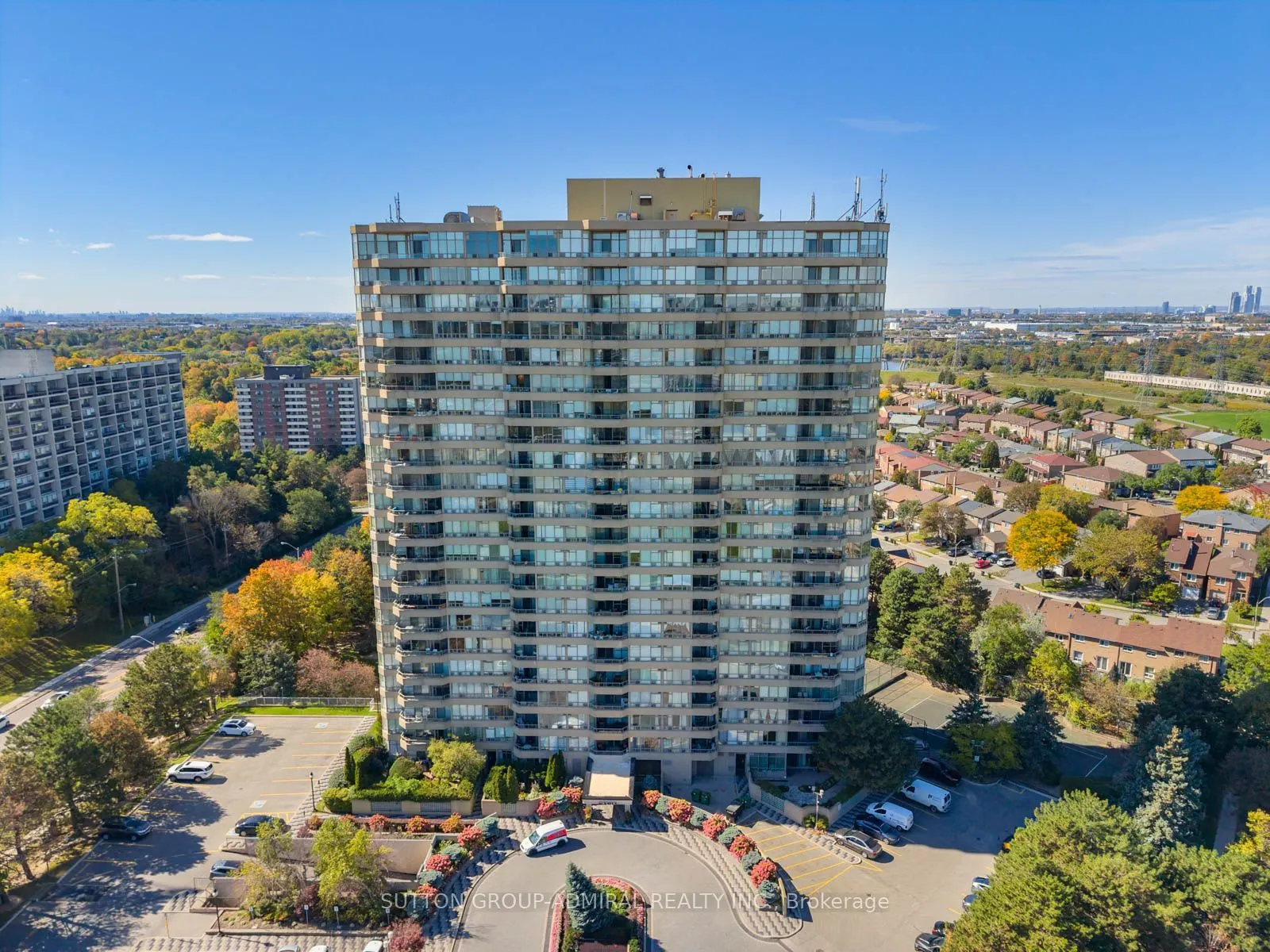 10 Torresdale Avenue #208