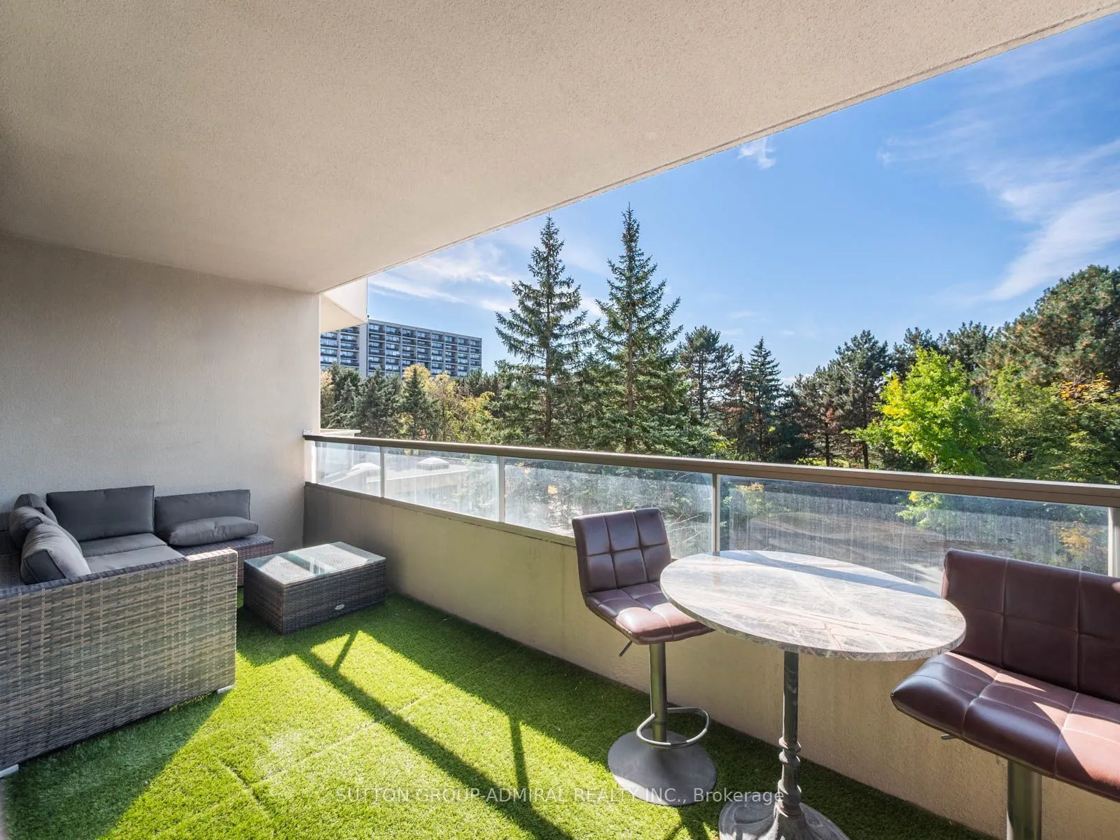 10 Torresdale Avenue #208