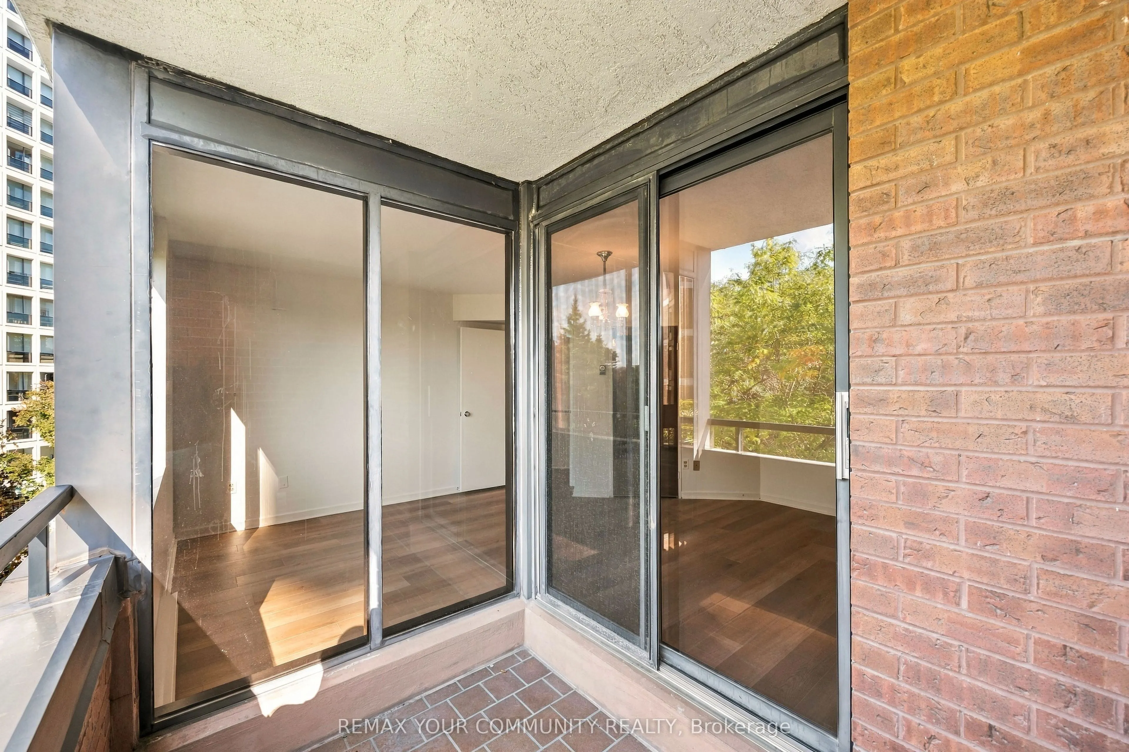 349 St Clair Avenue W #410