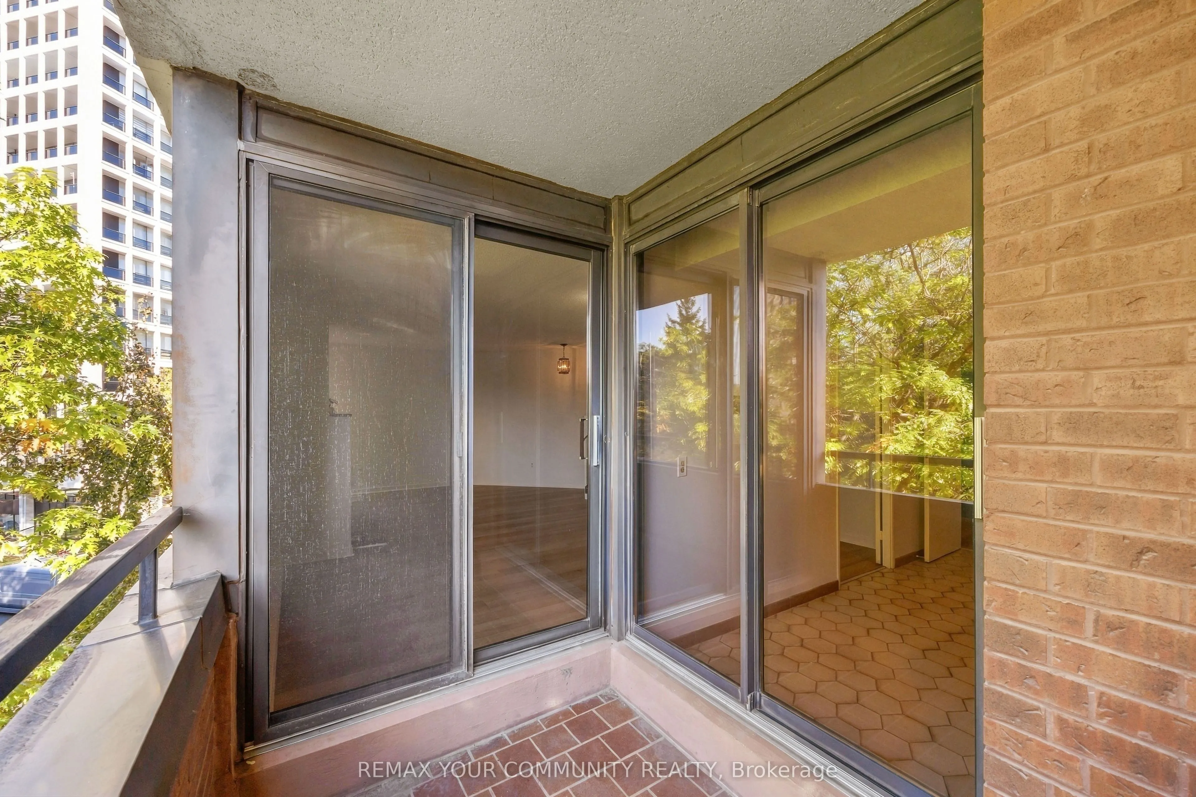349 St Clair Avenue W #410