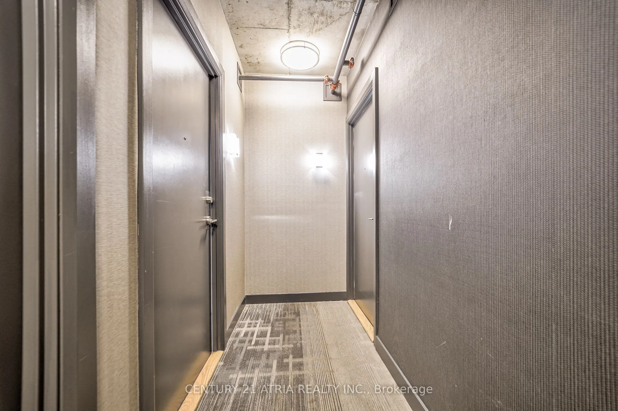210 Simcoe Street #1003