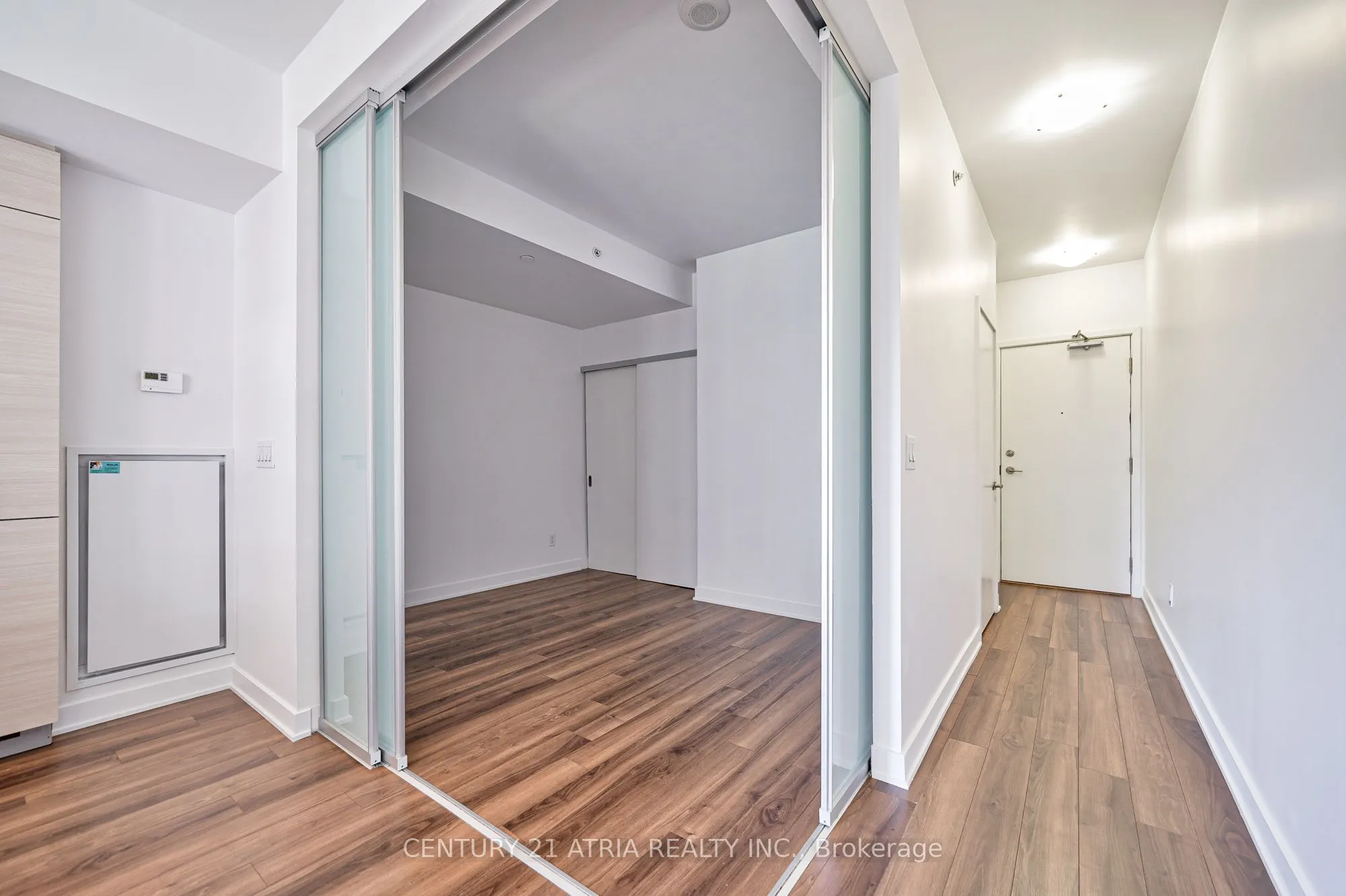 210 Simcoe Street #1003