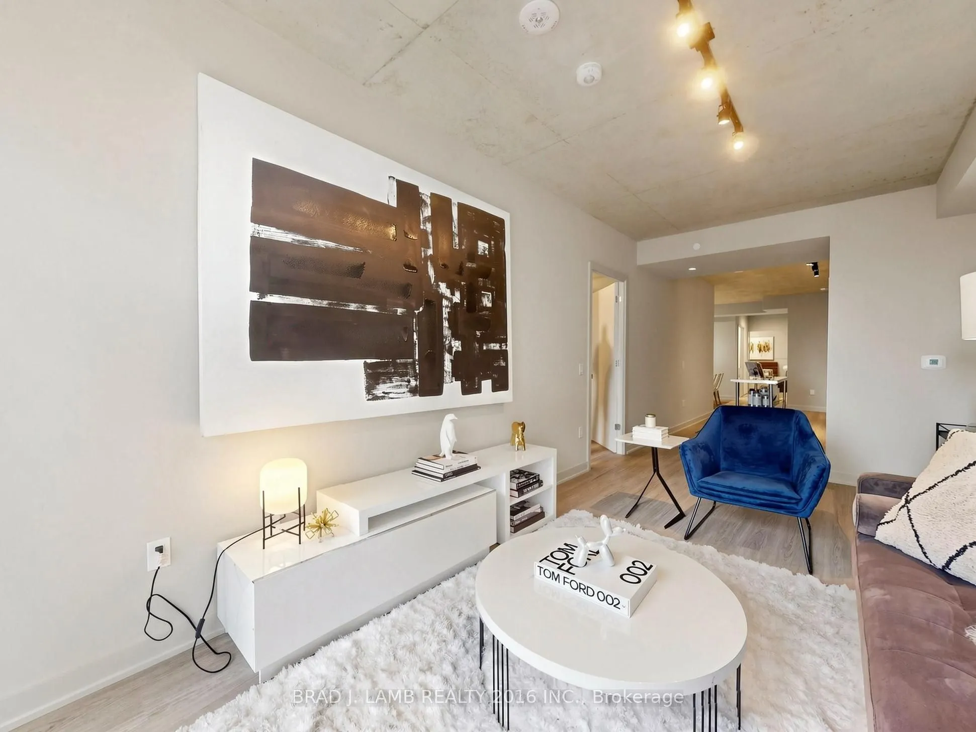 284 King Street E #404