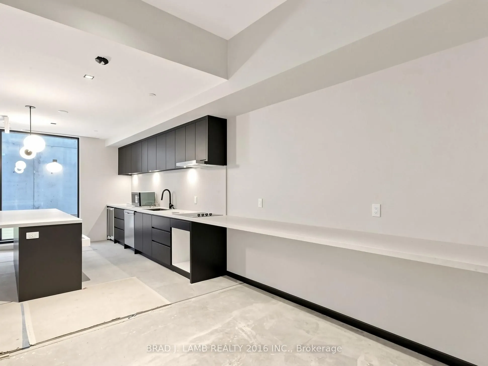 284 King Street E #404