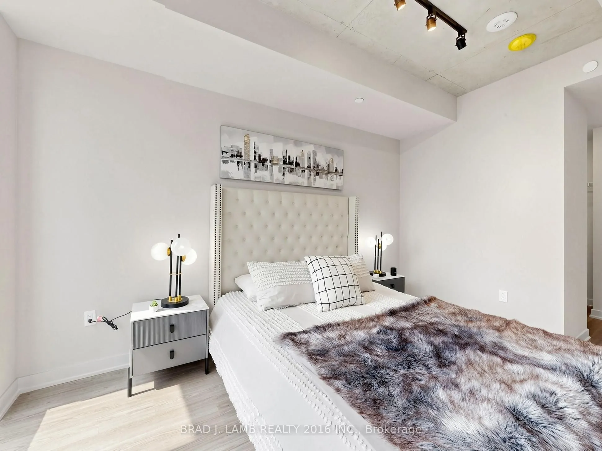 284 King Street E #404