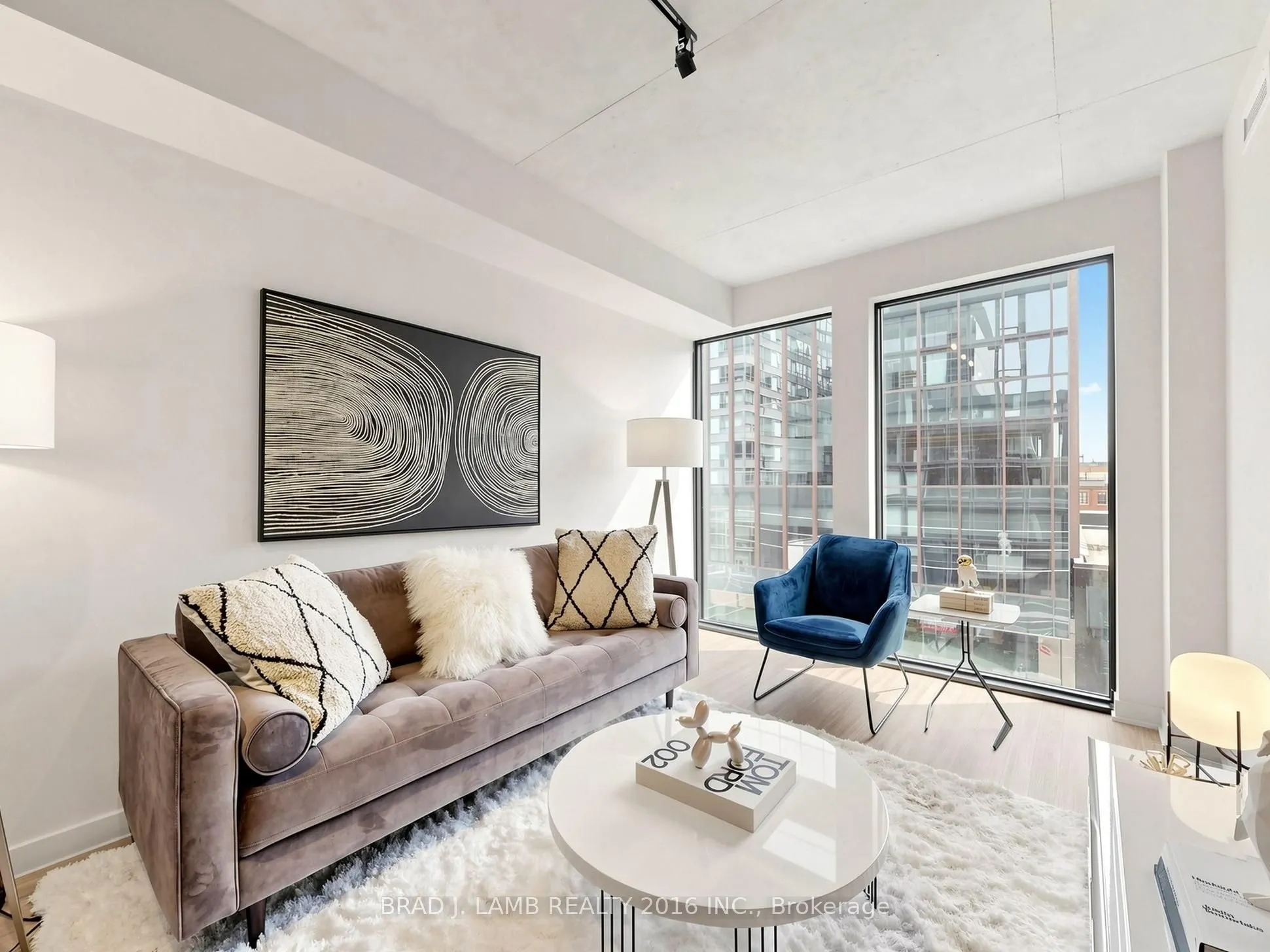 284 King Street E #404