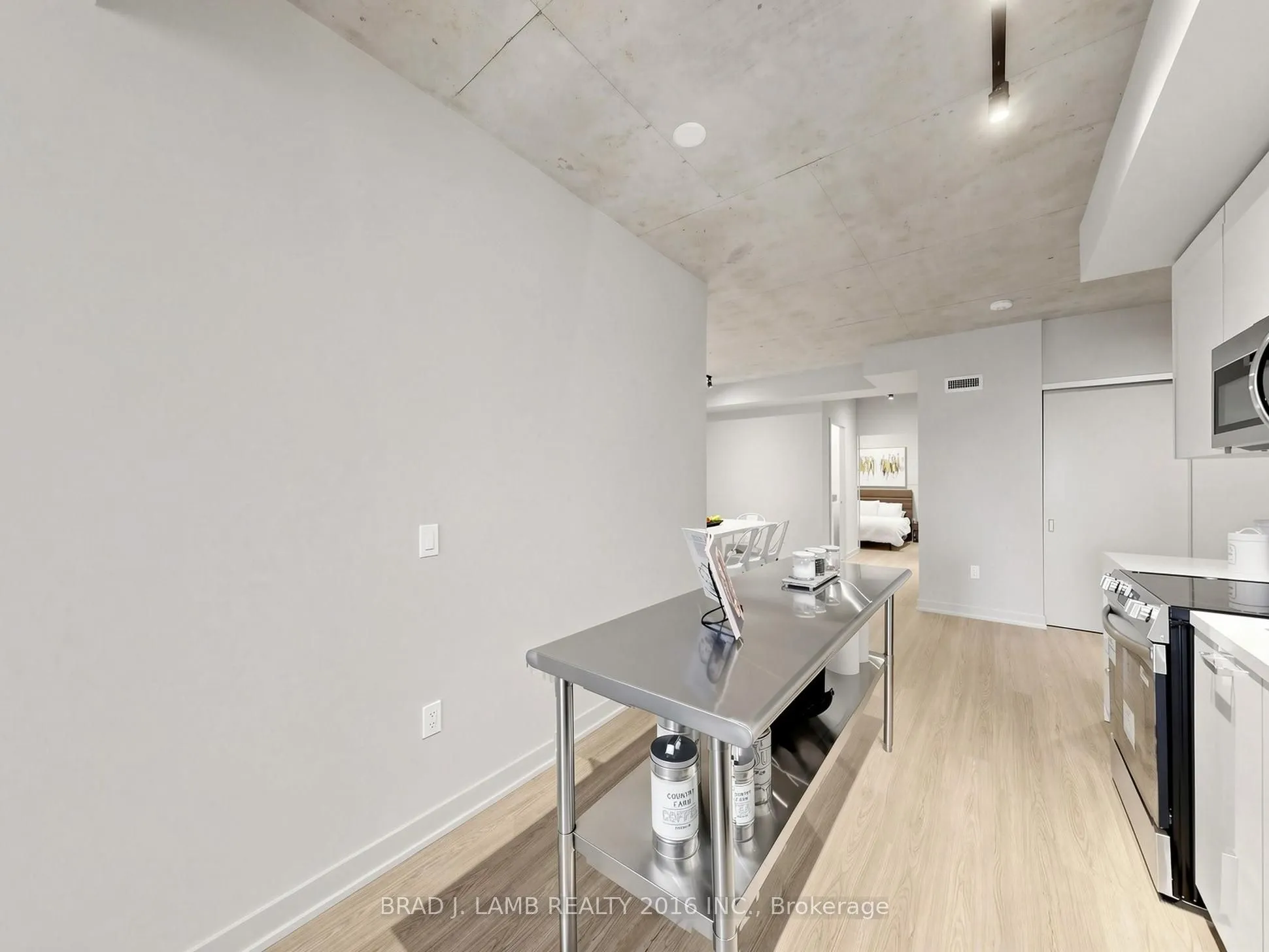 284 King Street E #404