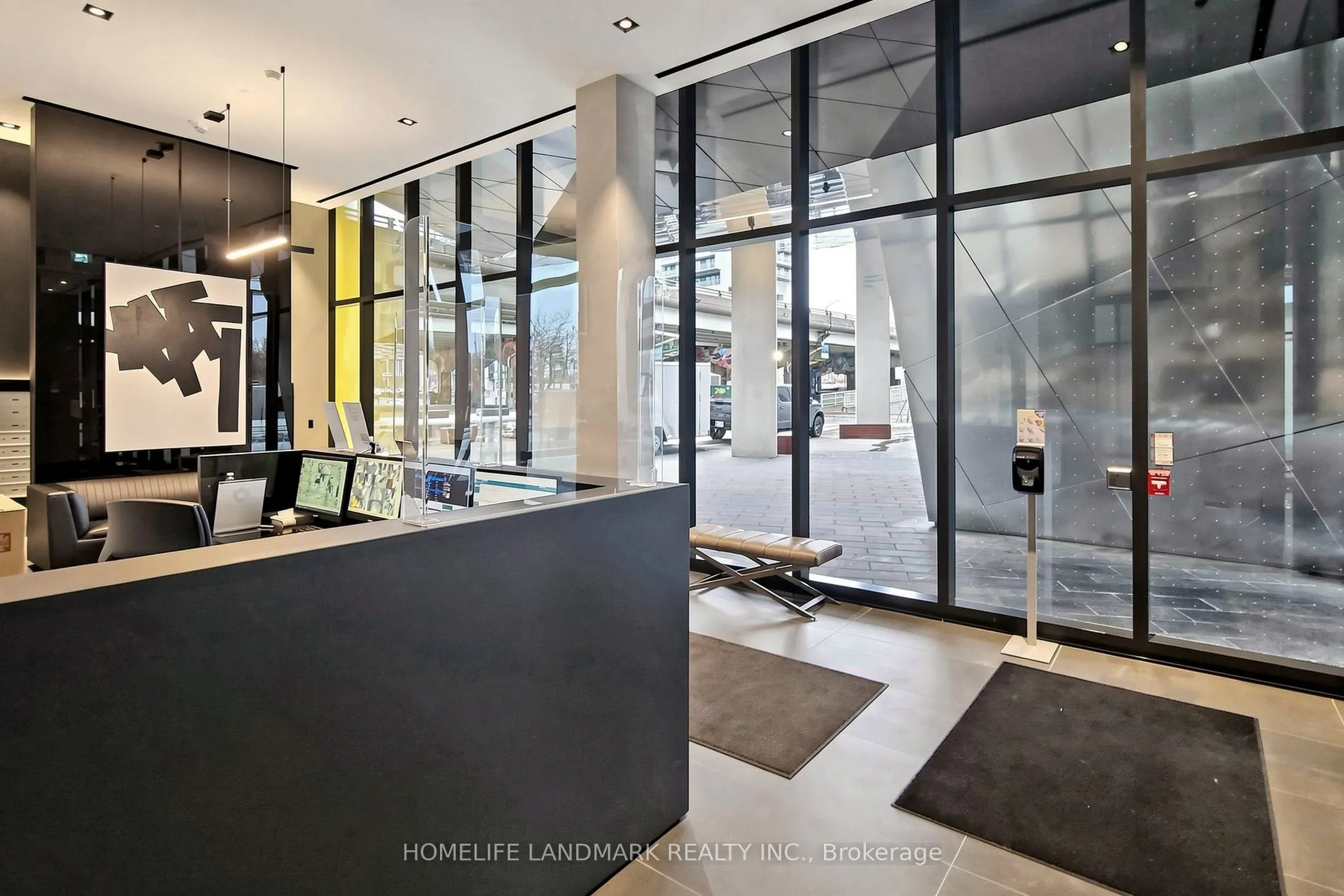 21 Lawren Harris Square #801