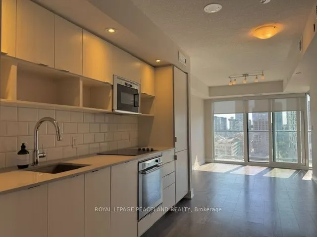 89 Mcgill Street #2010