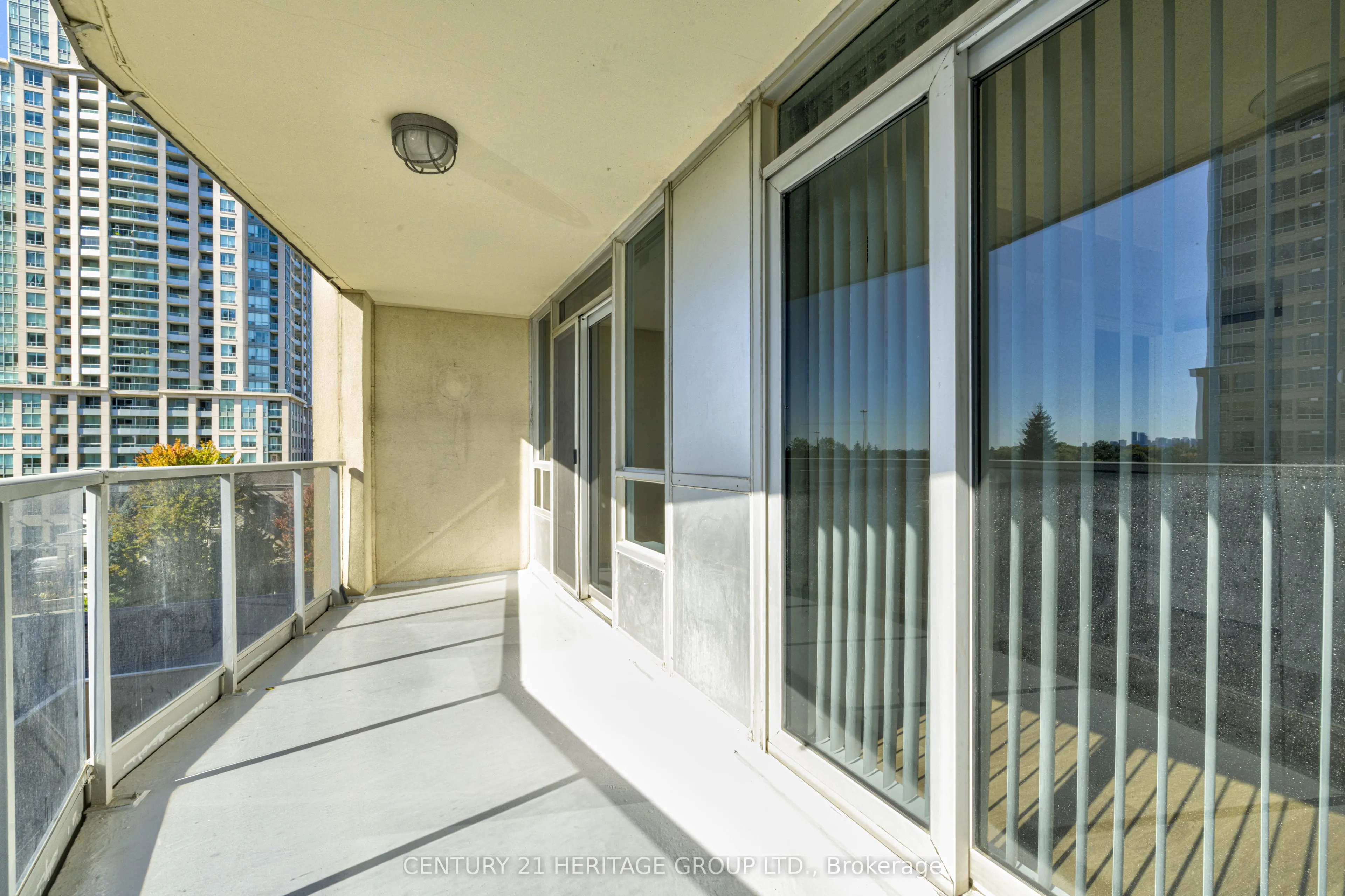 2 Rean Drive #610