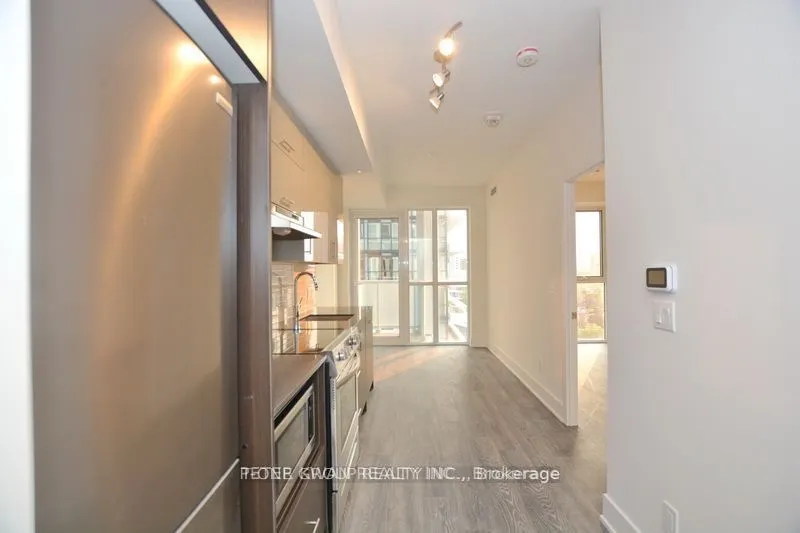 188 Fairview Mall Drive #1002