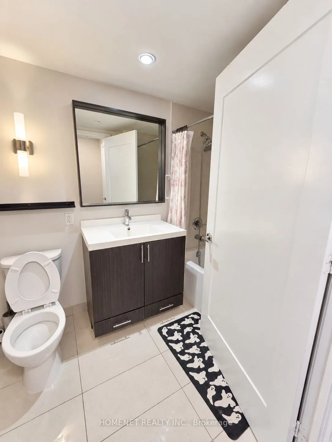 18 Graydon Hall Drive #2501