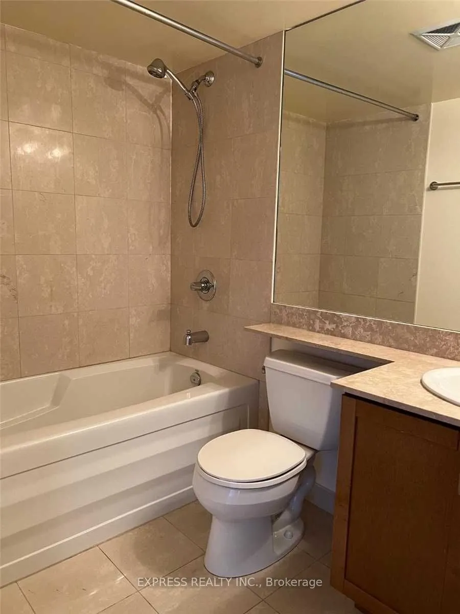 736 Spadina Avenue #1302
