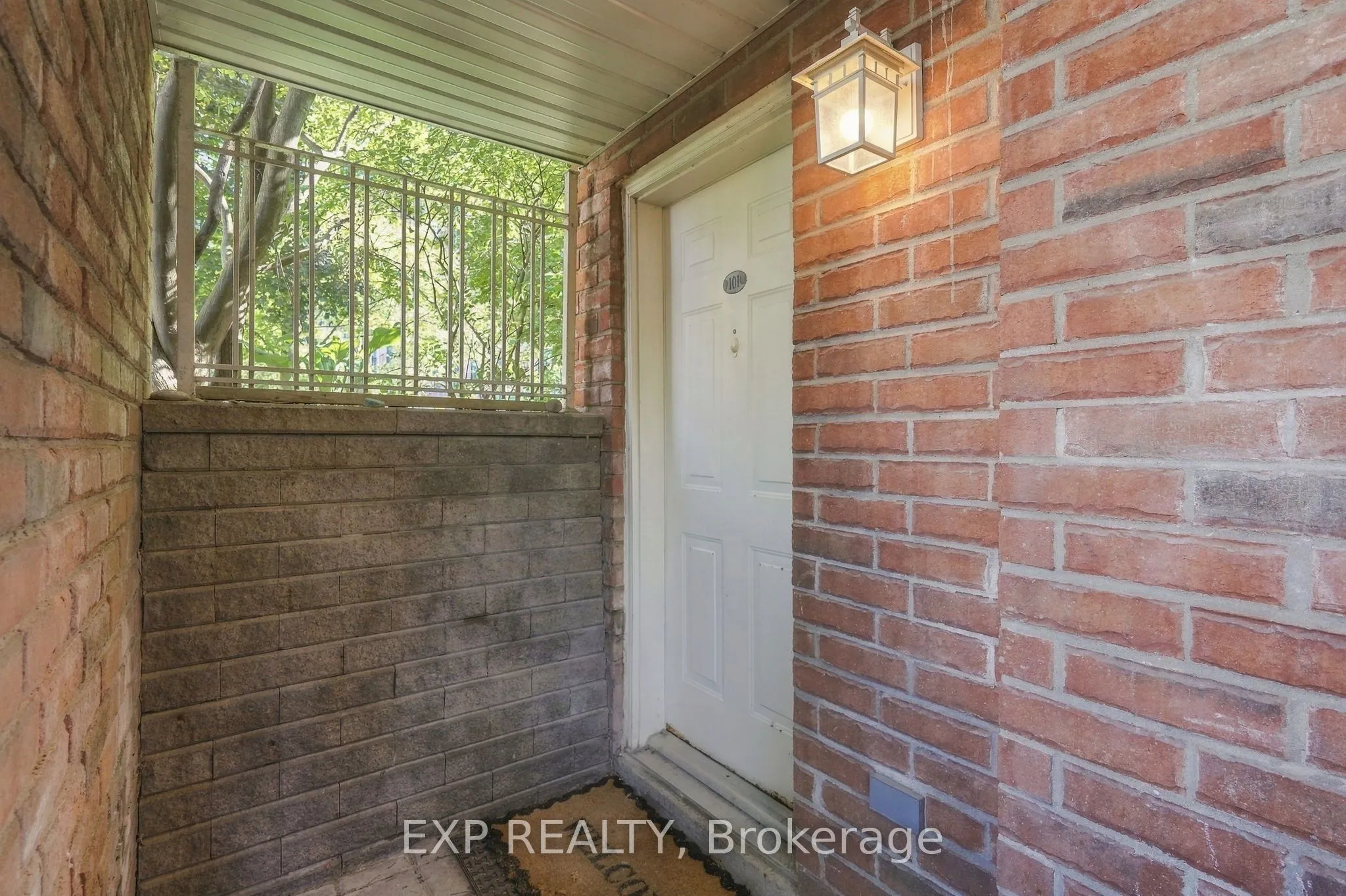 1 Sudbury Street #101